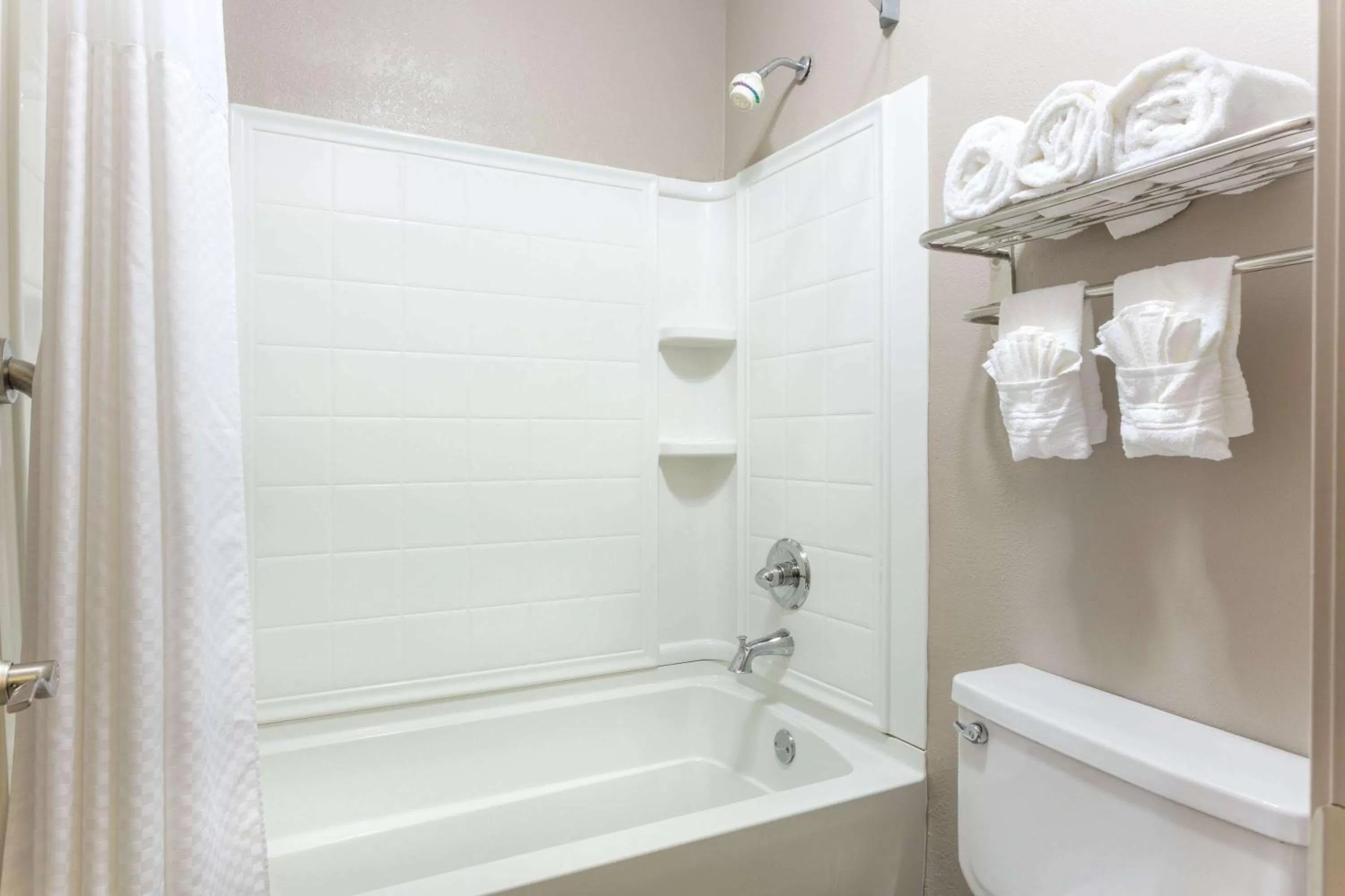 Bathroom in Days Inn by Wyndham Forest
