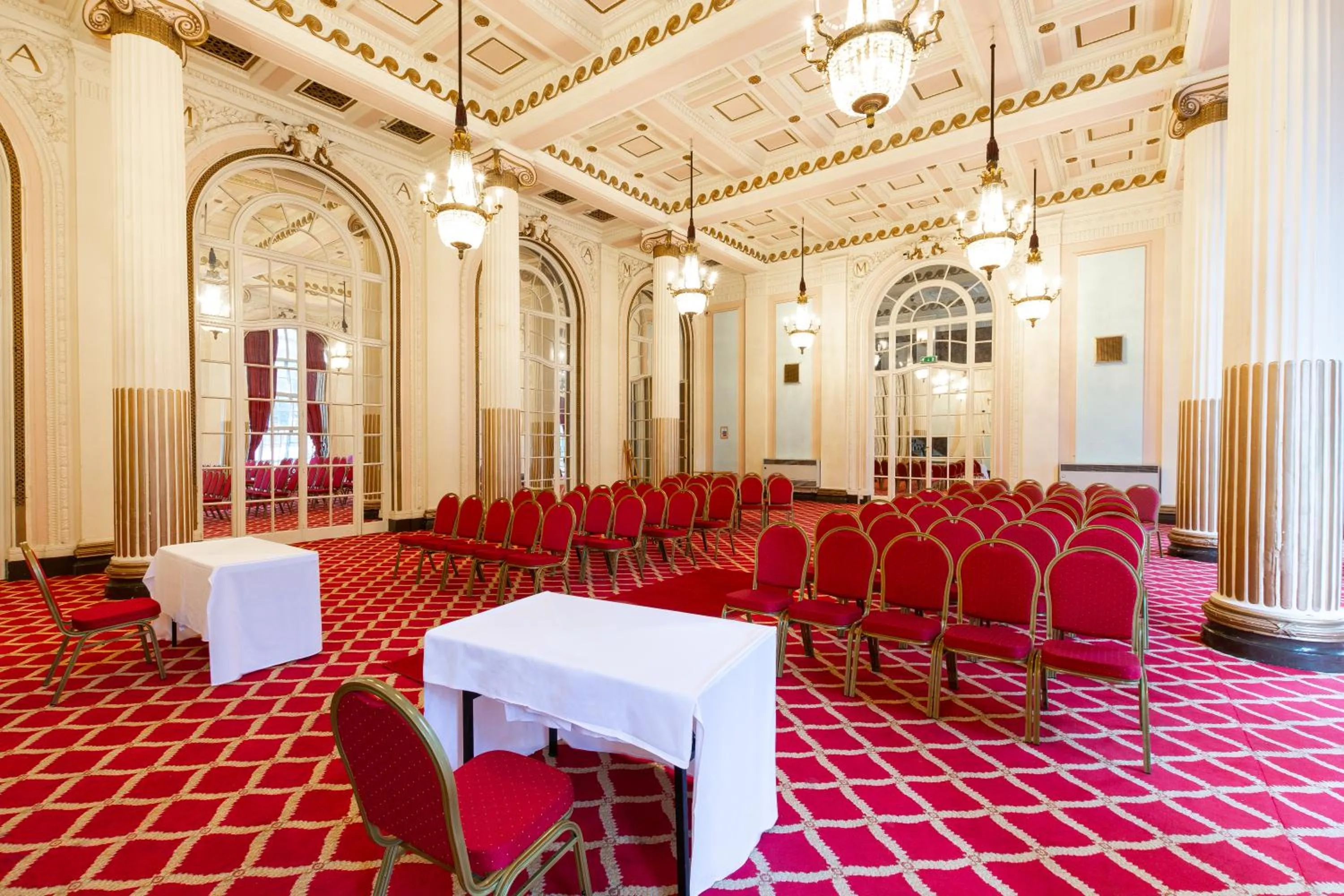 Business facilities in Adelphi Hotel