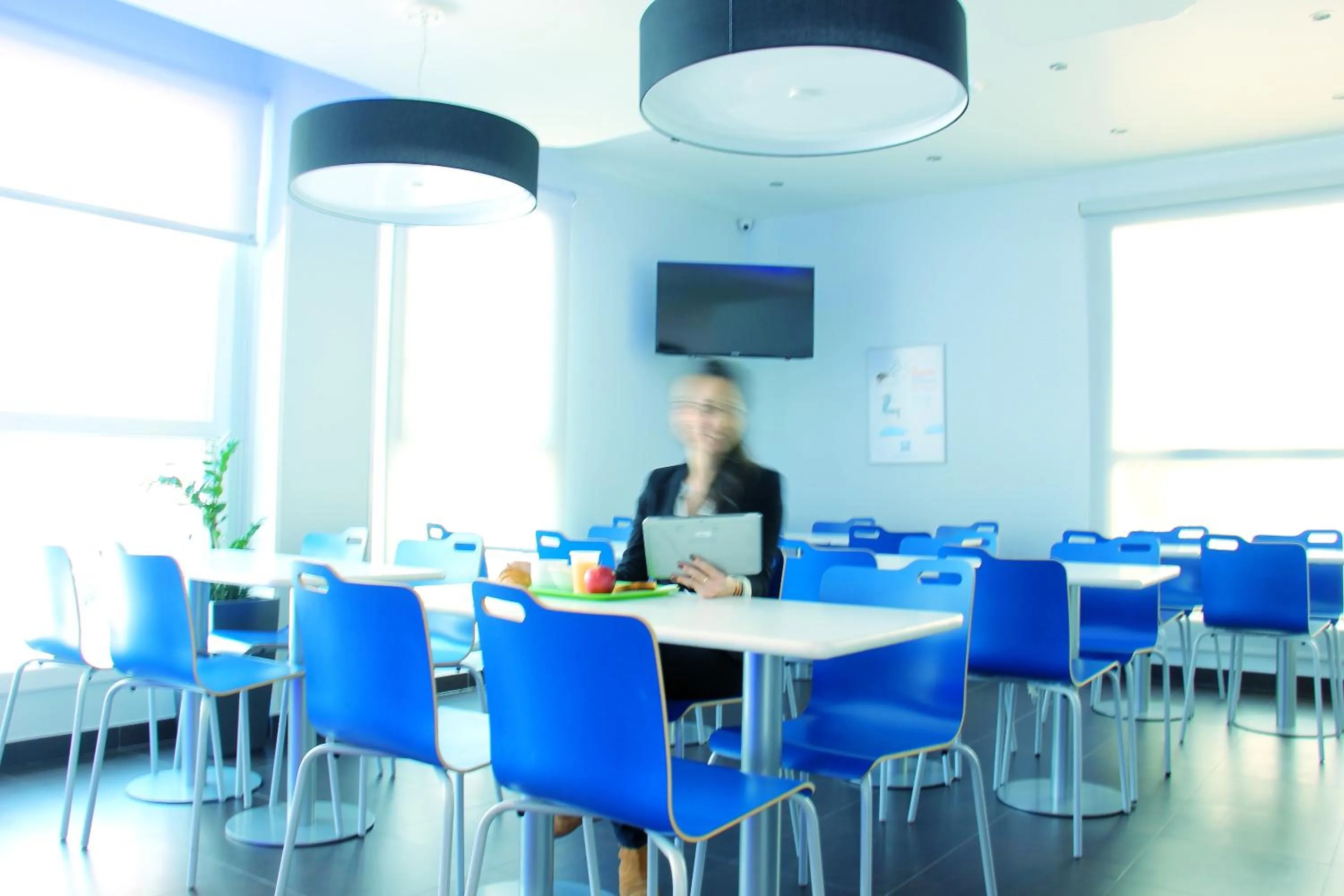 Restaurant/places to eat in Ibis Budget Madrid Centro Las Ventas