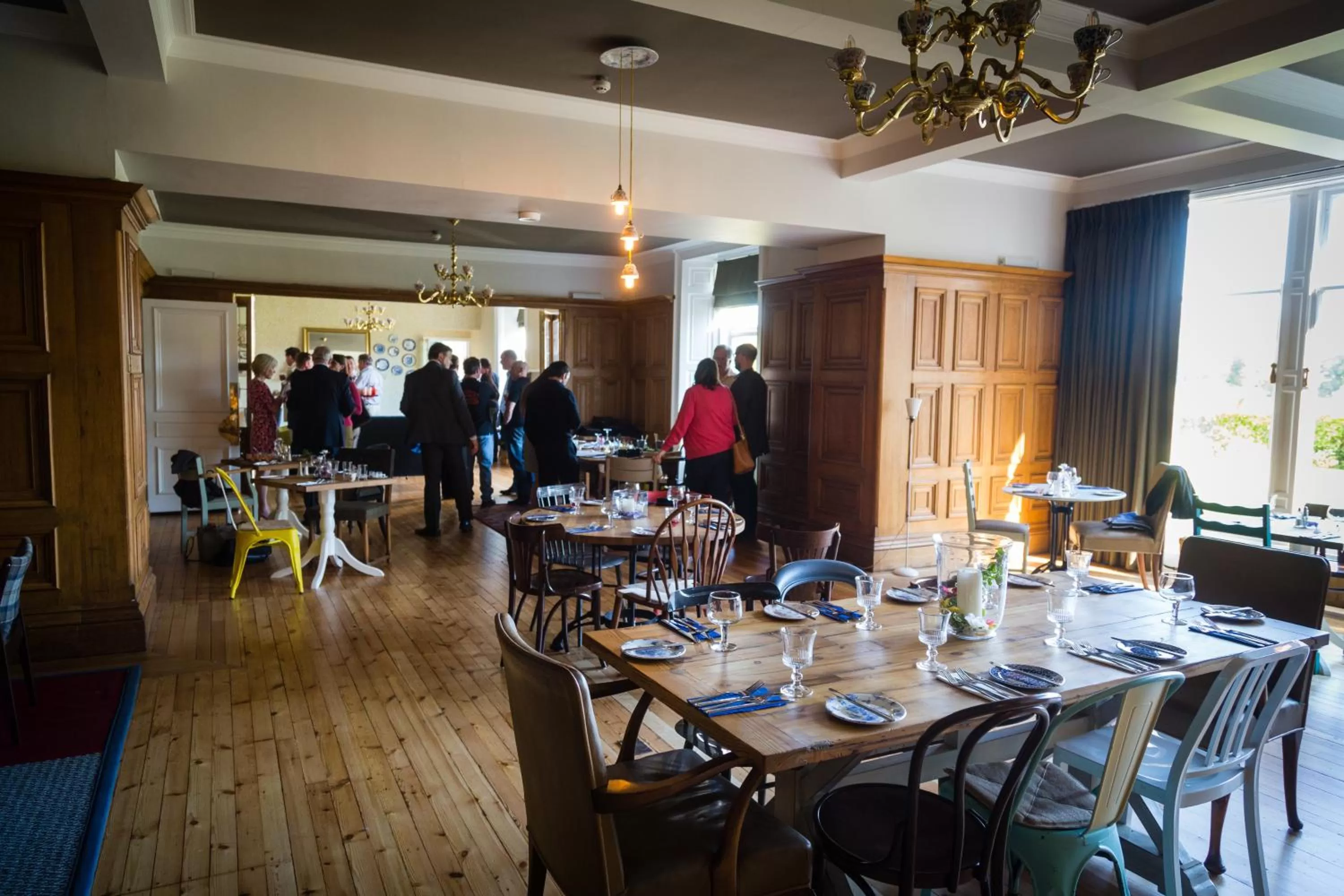 Restaurant/places to eat in The Park