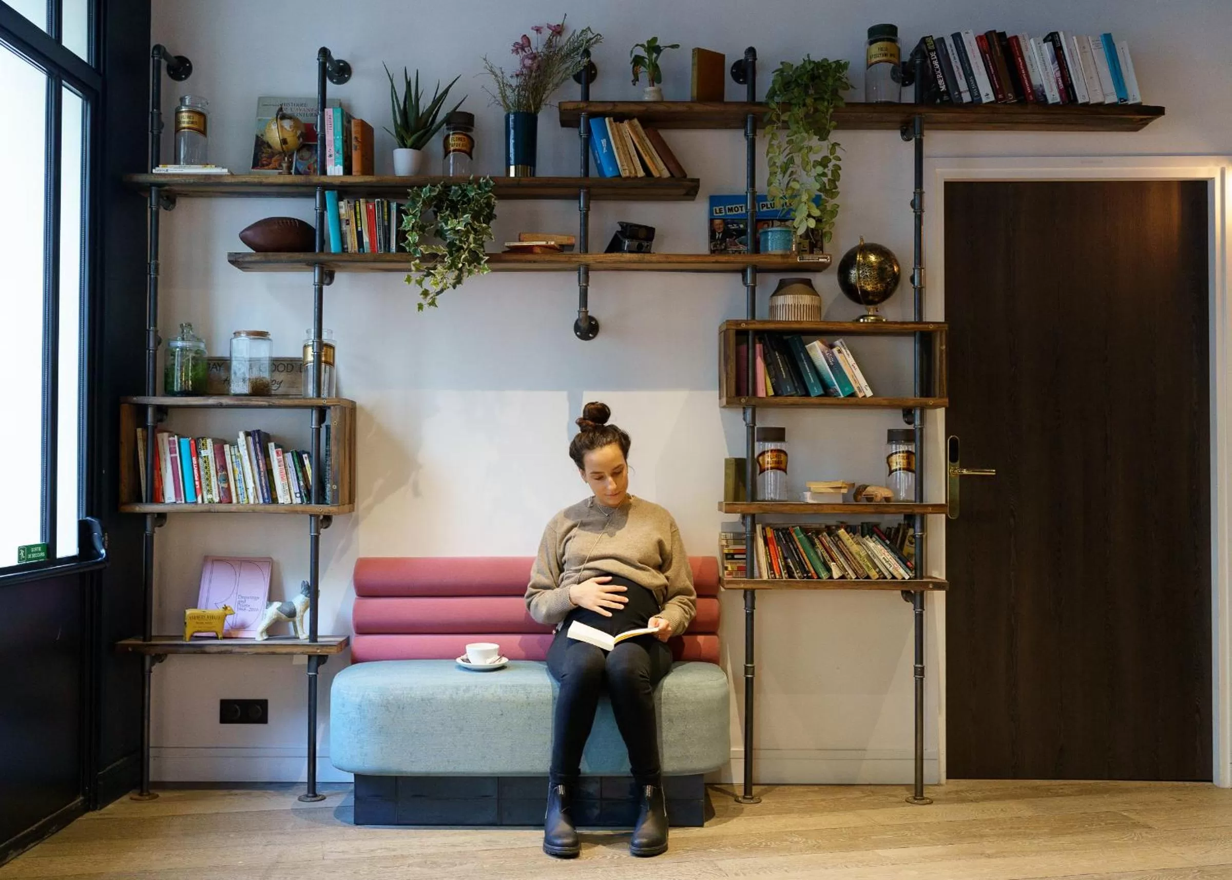 Library in Hotel Bridget