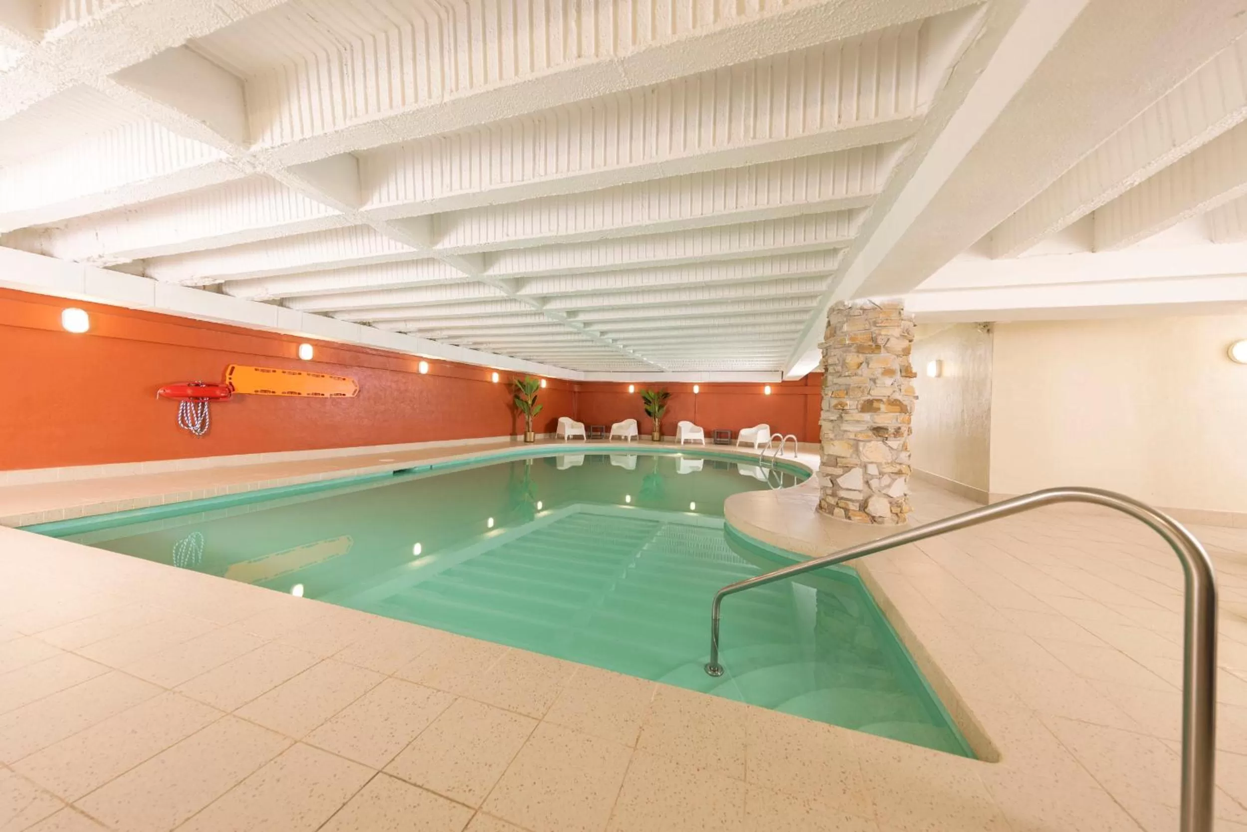 Swimming pool in Hotel du Nord