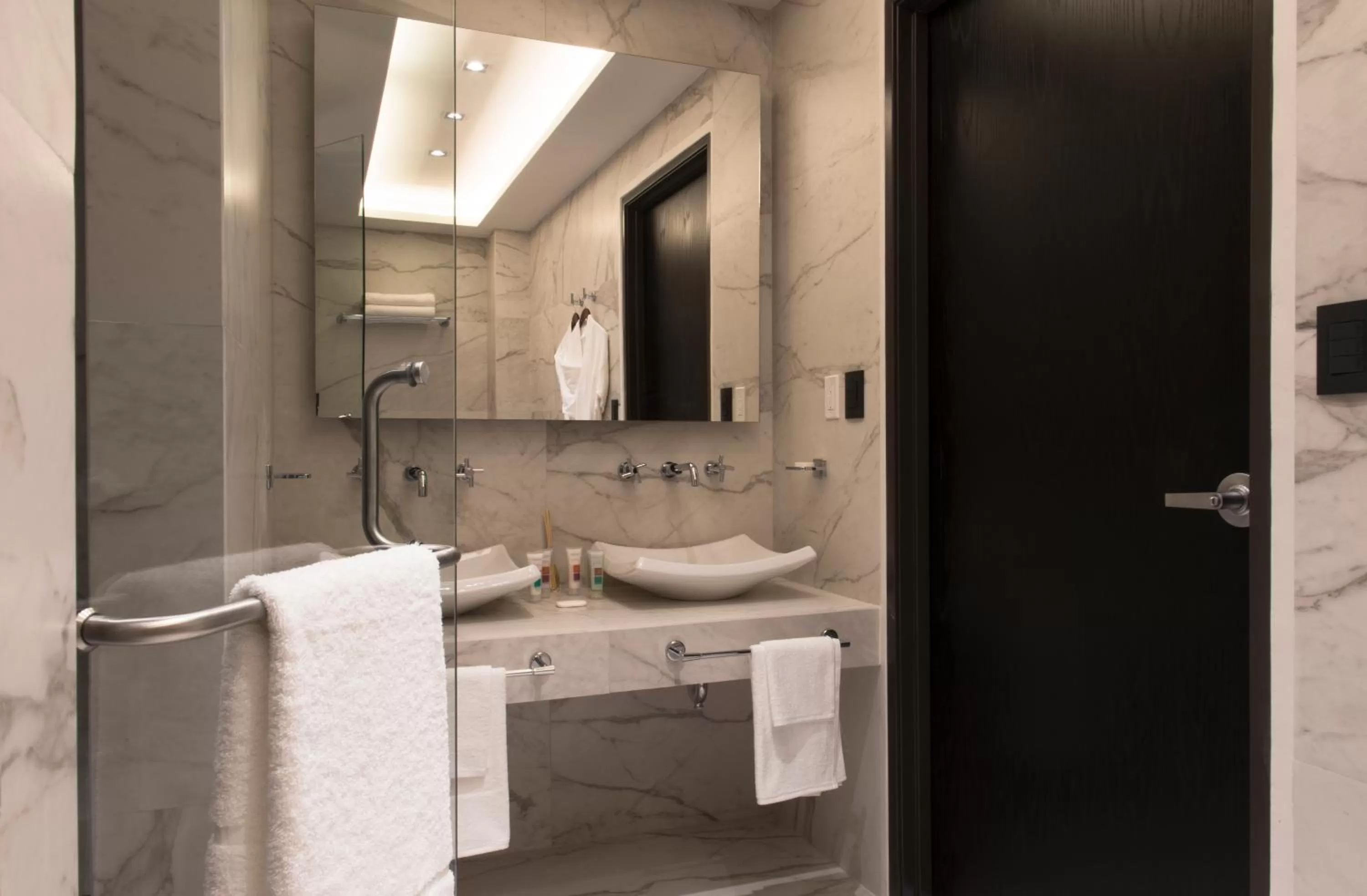 Bathroom in Casa Basalto