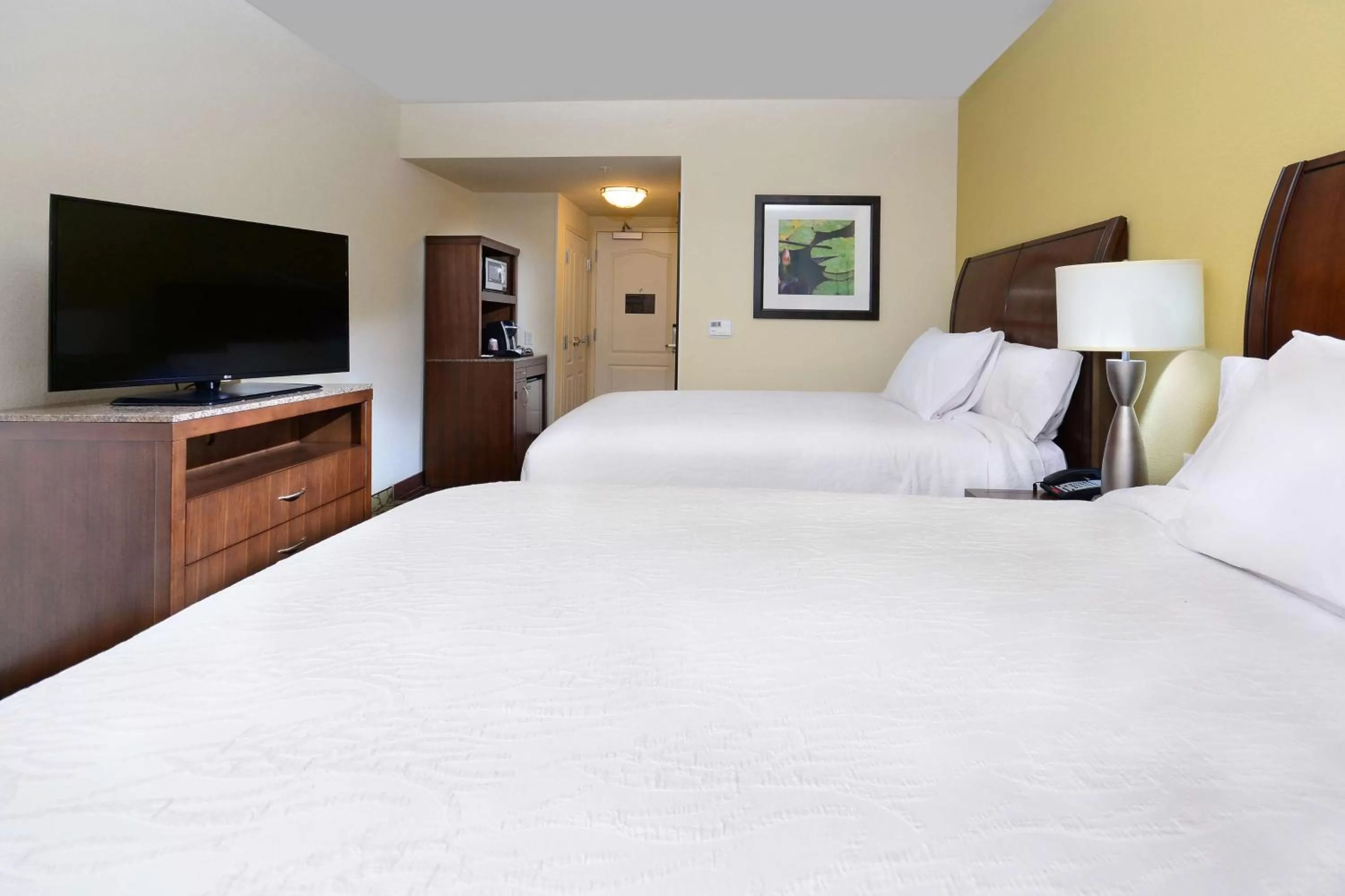 Bed in Hilton Garden Inn Greensboro Airport