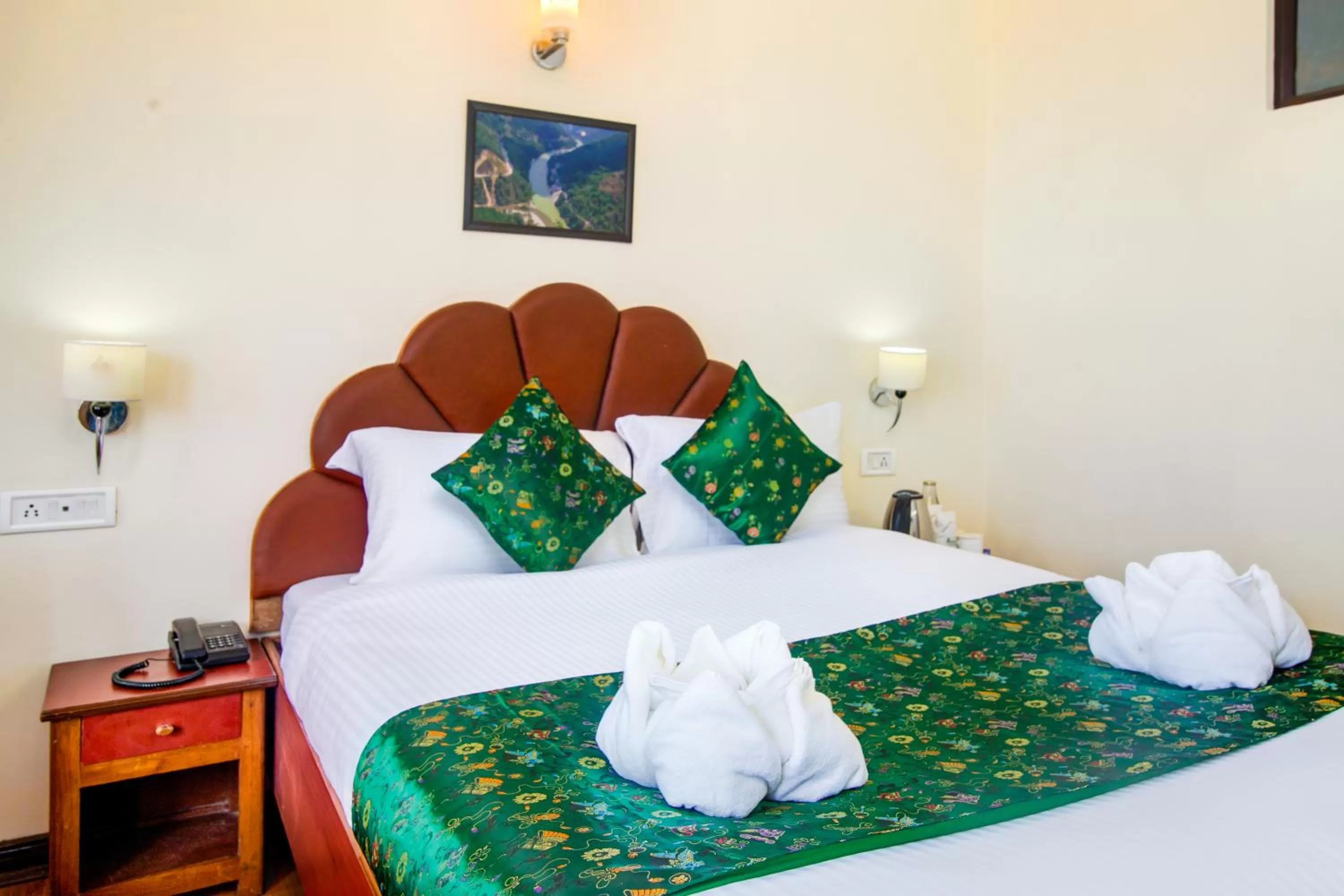 Bed in Muscatel BhumSang - 200 Mts from Mall Road