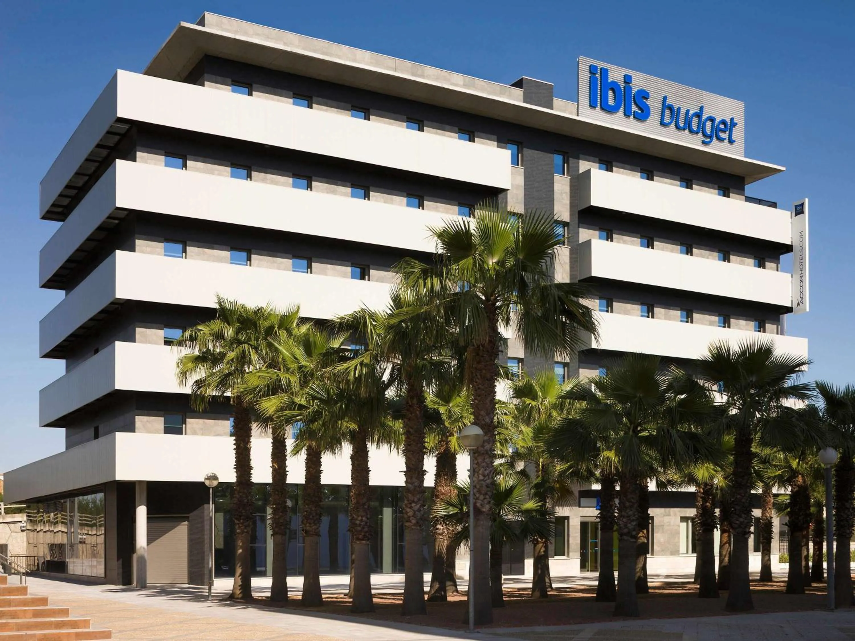 Property building in Ibis Budget Sevilla Aeropuerto