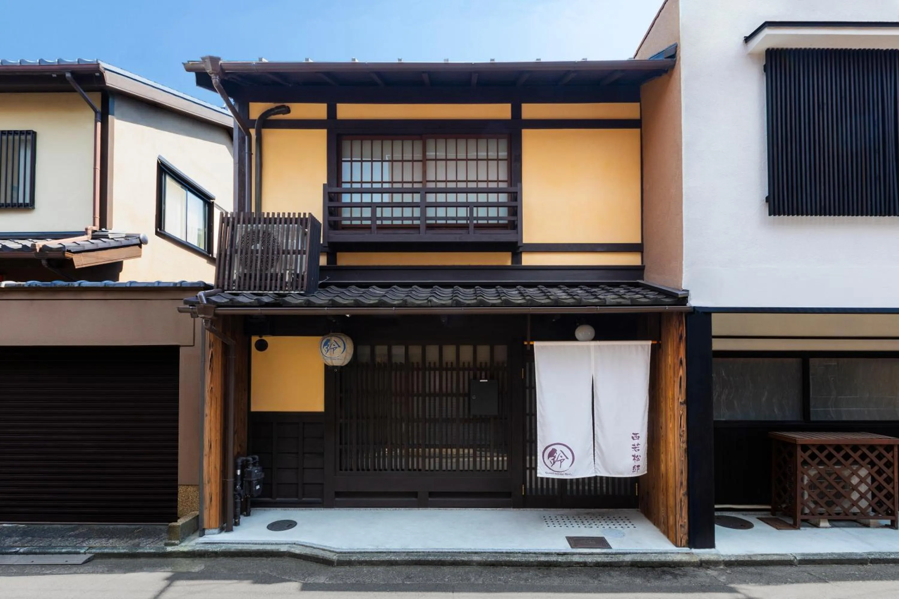 Property building in Rinn Nishiwakamatsu