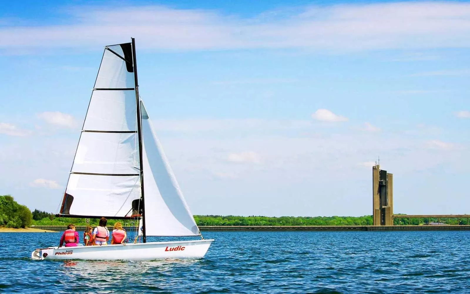 Activities in Golden Lakes Hotel