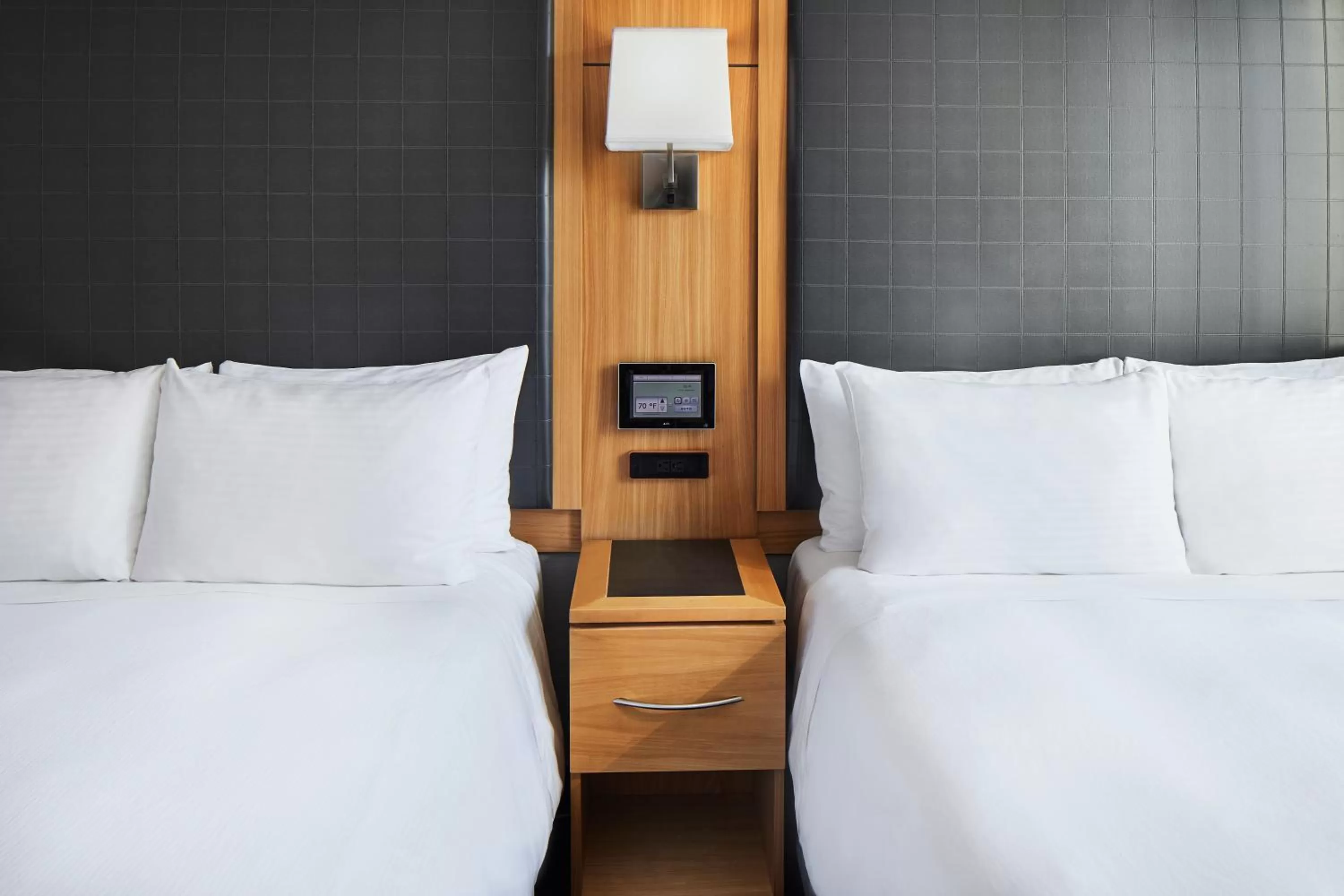 Bed in Club Quarters Hotel World Trade Center, New York