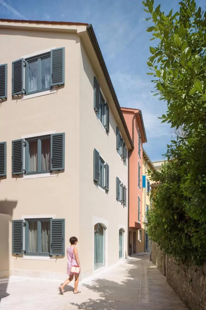 Property Building in Terra Residence