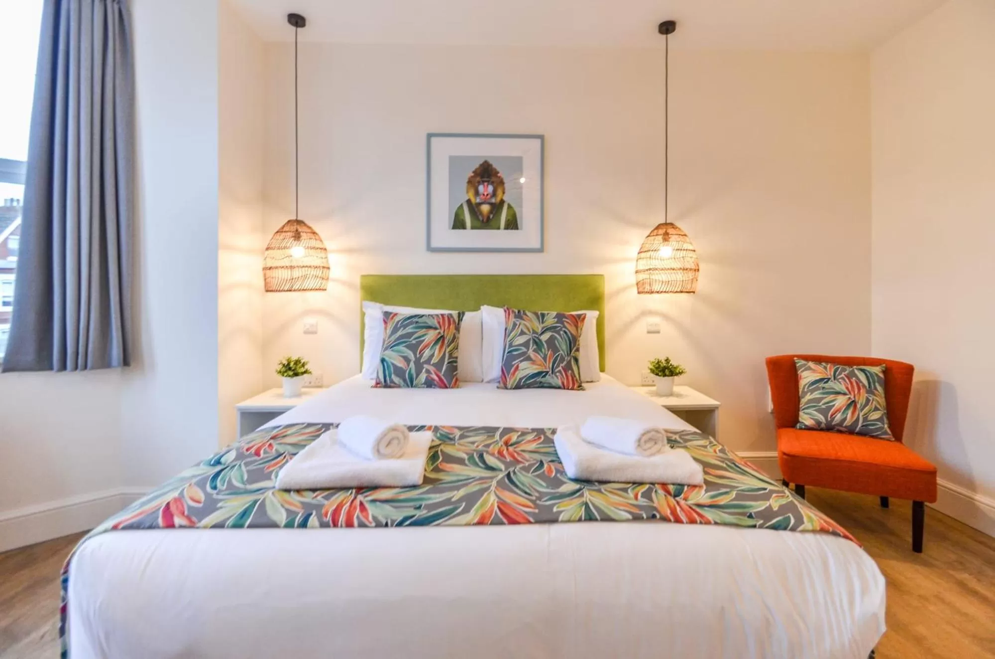 Bedroom, Bed in The Birchover Residences Trent Bridge