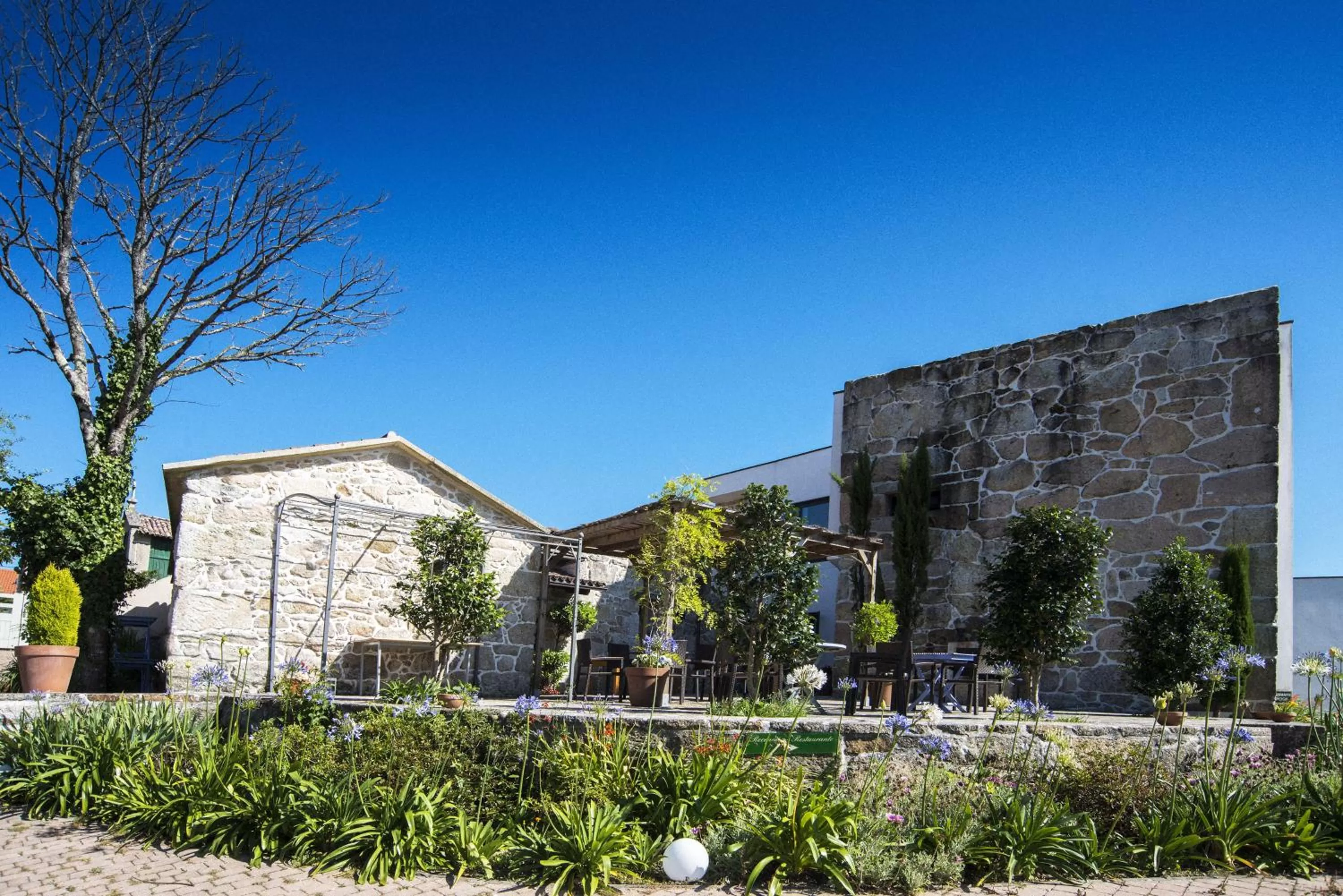 Property building in Quinta de San Amaro Rias Baixas