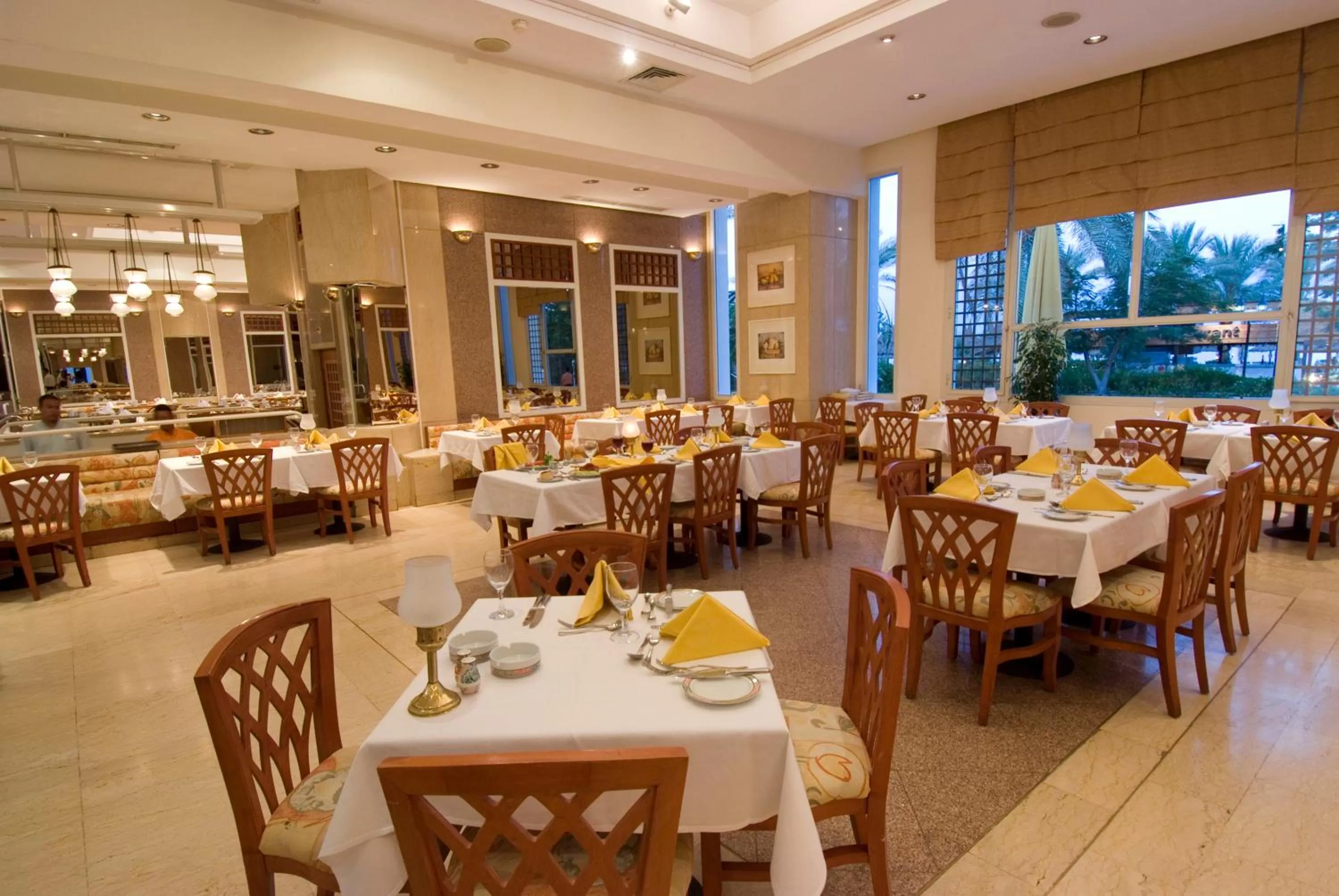 Restaurant/places to eat in Maritim Jolie Ville Resort & Casino