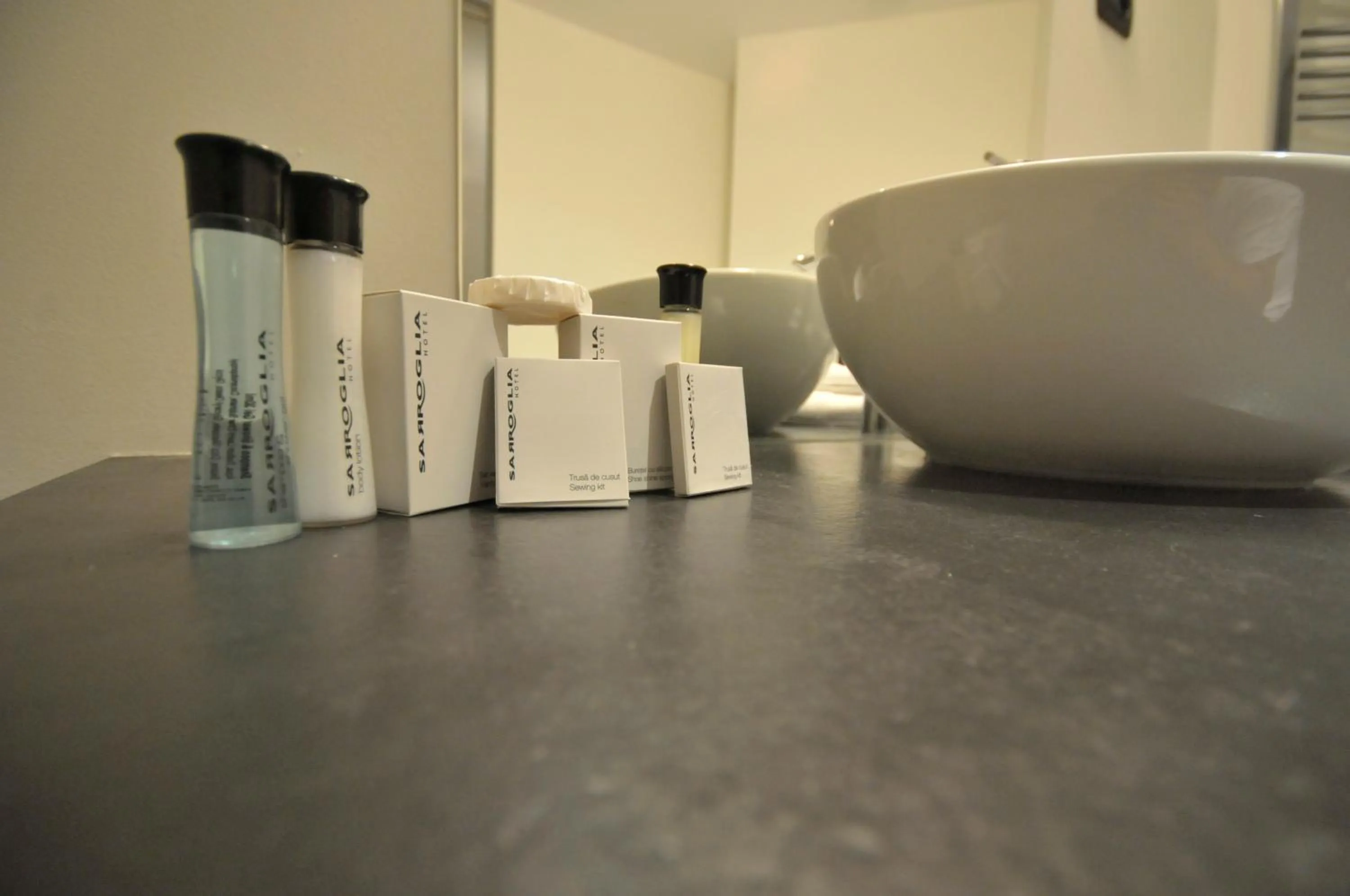 Bathroom in Sarroglia Hotel