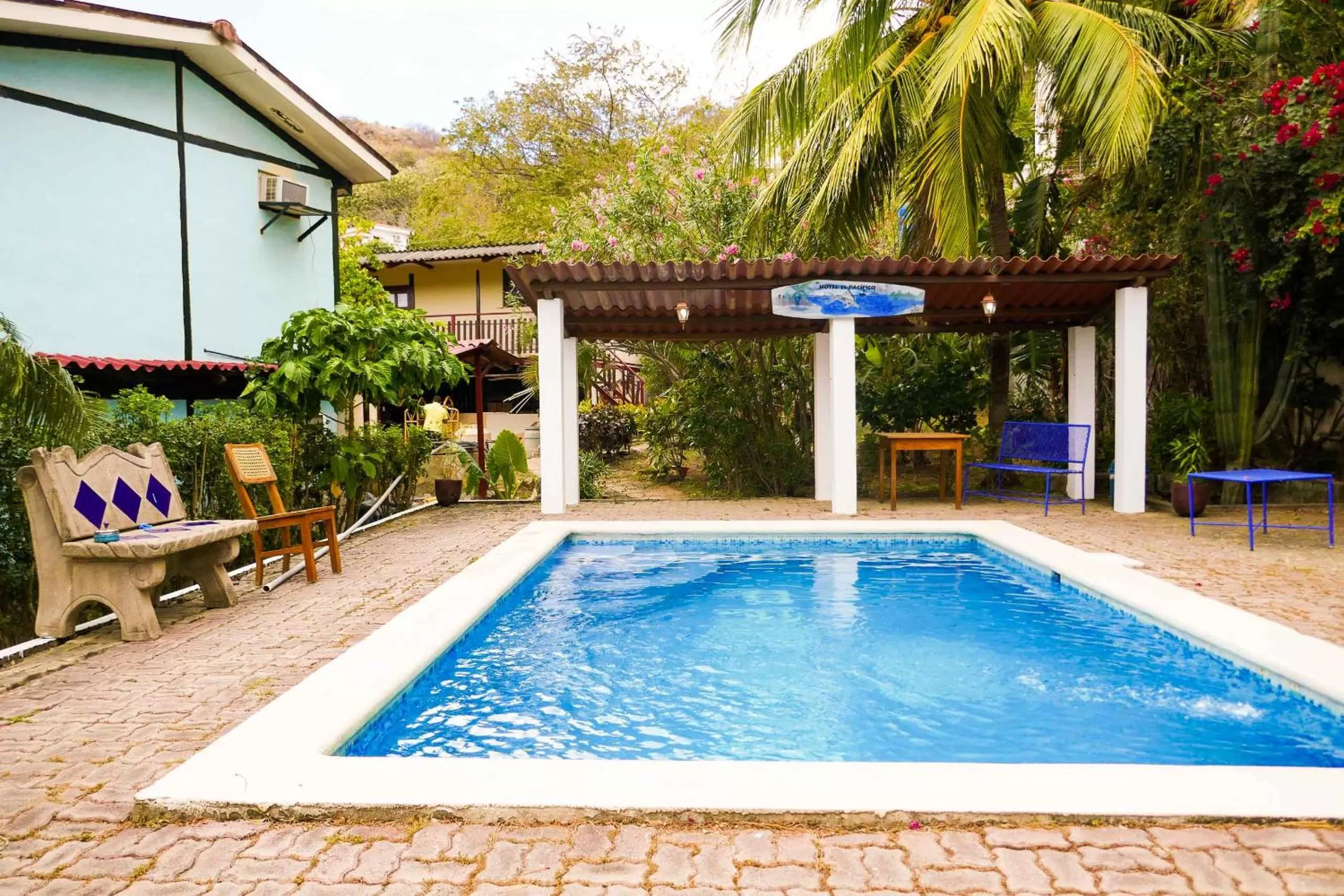 Garden in El Pacifico Hotel