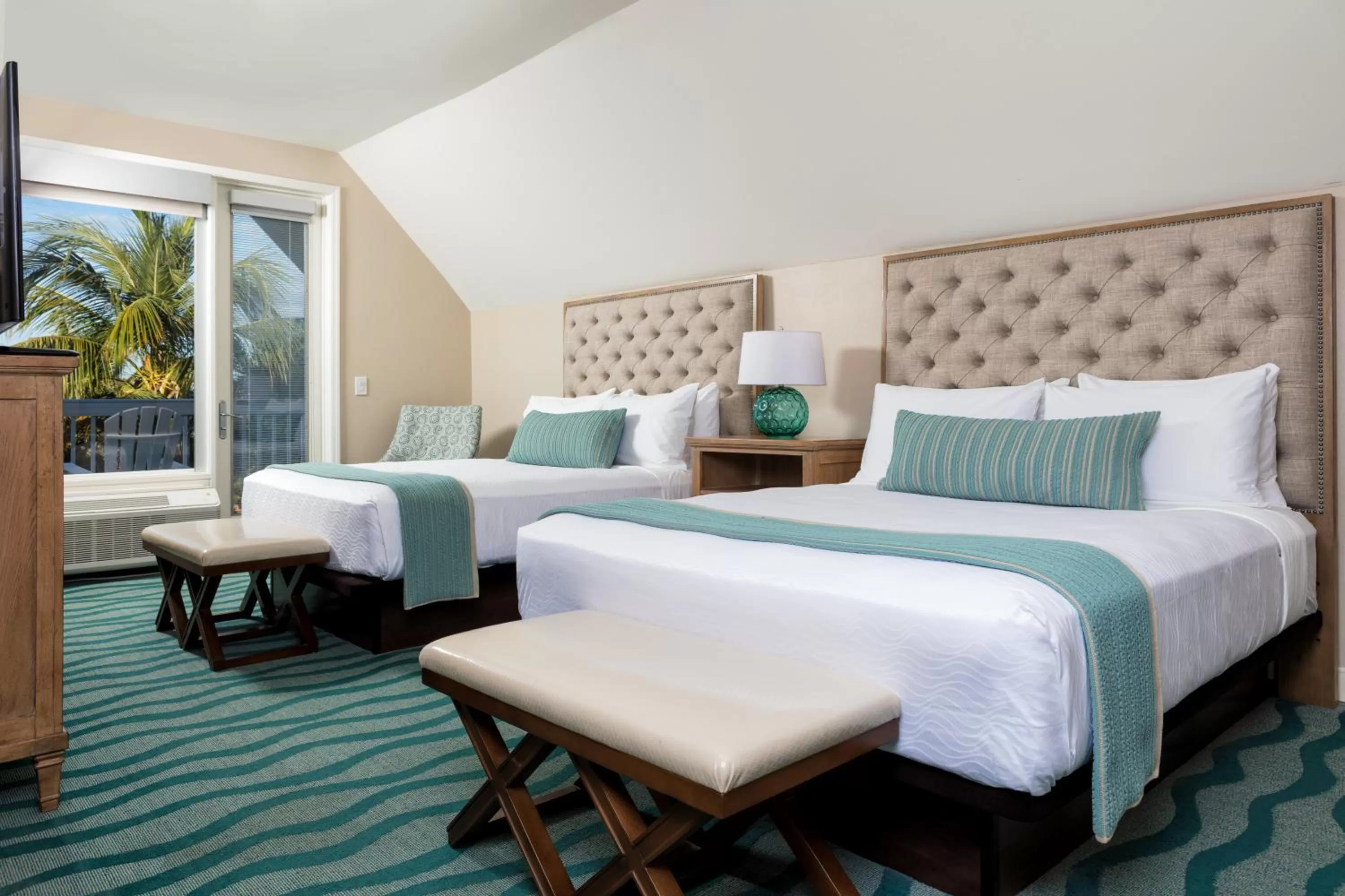 Bed in Opal Key Resort & Marina