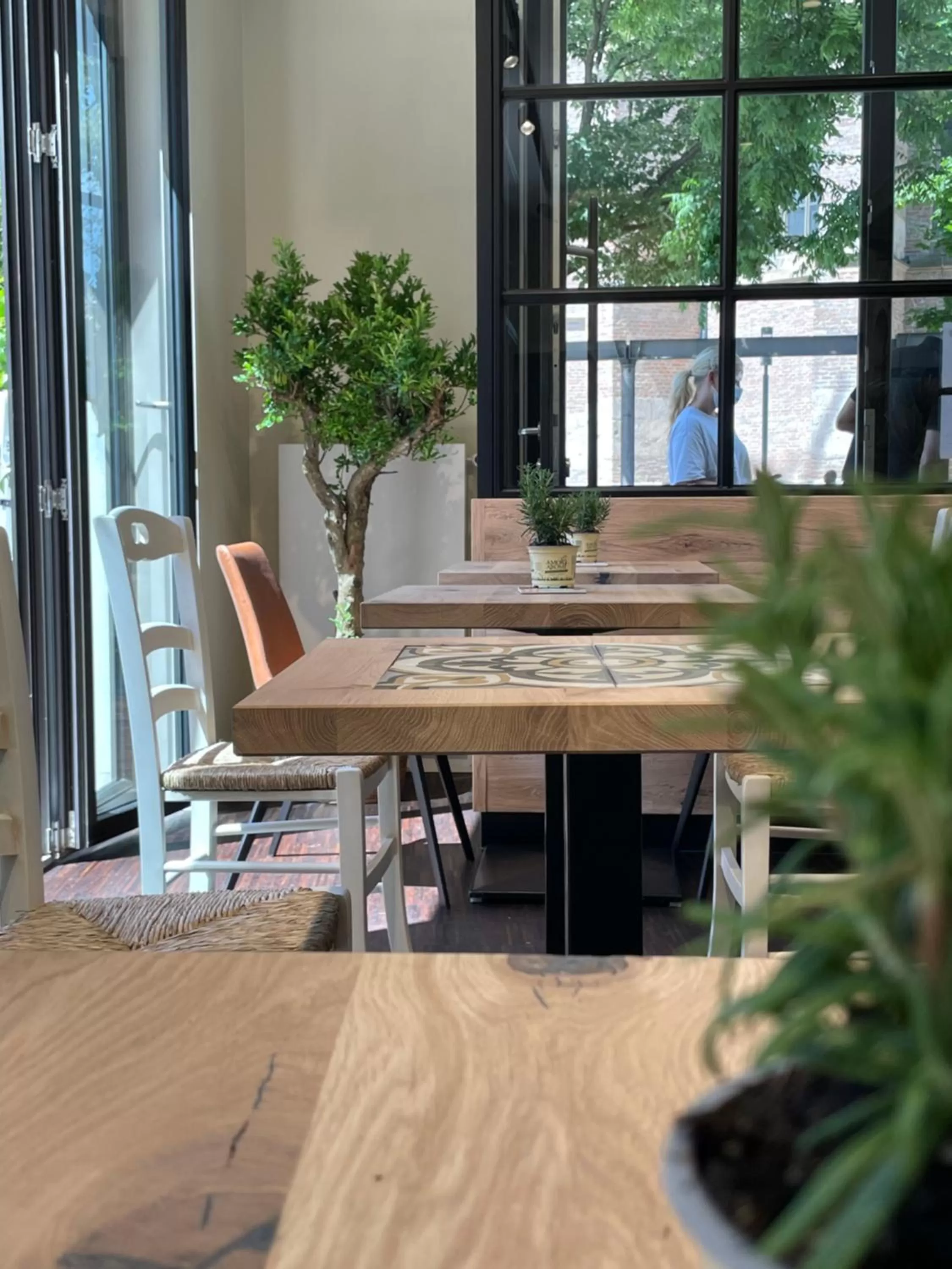 Restaurant/places to eat in Abbate Boutique Hotel