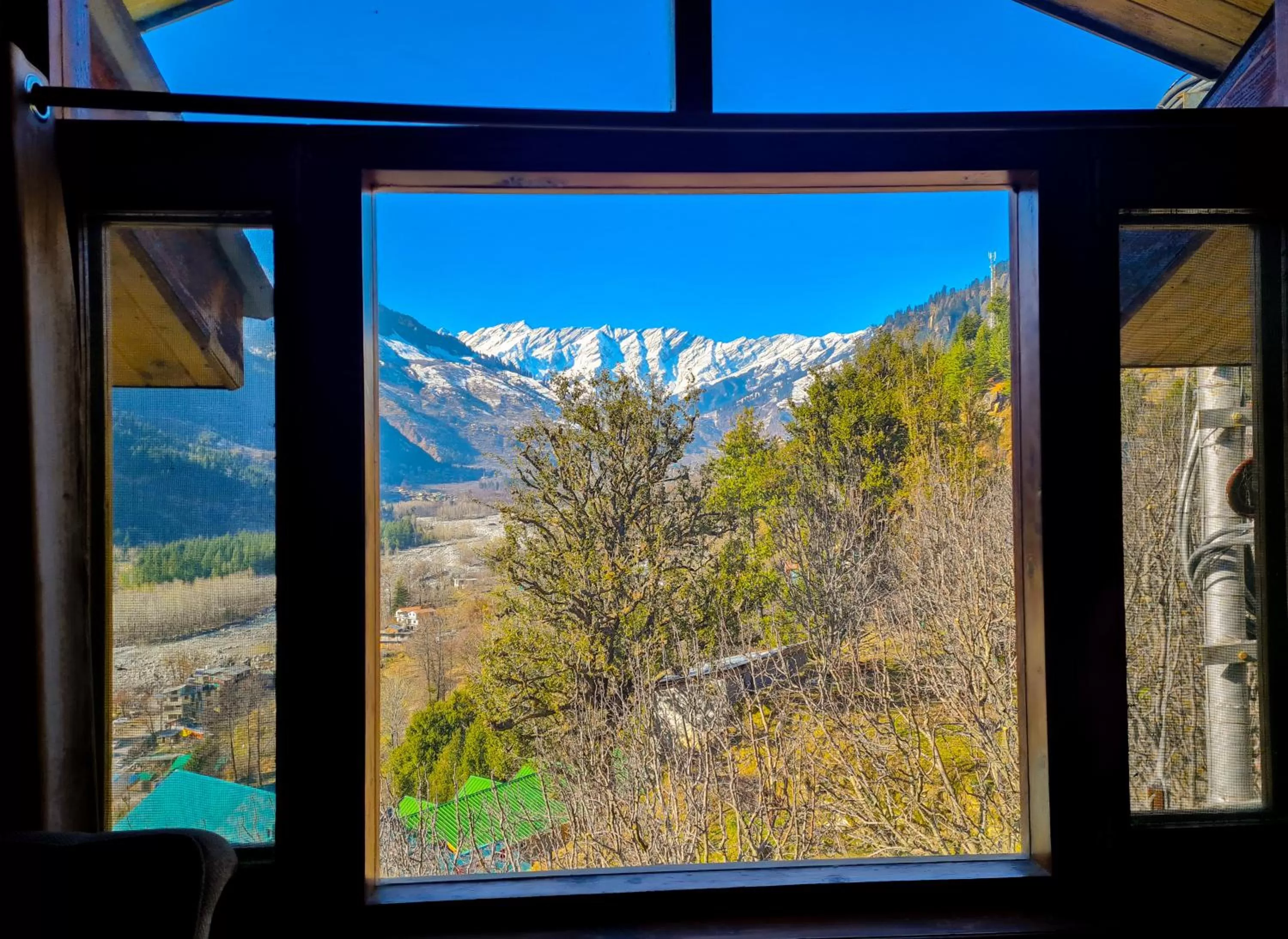 Mountain view in Namaste Inn Beas Valley