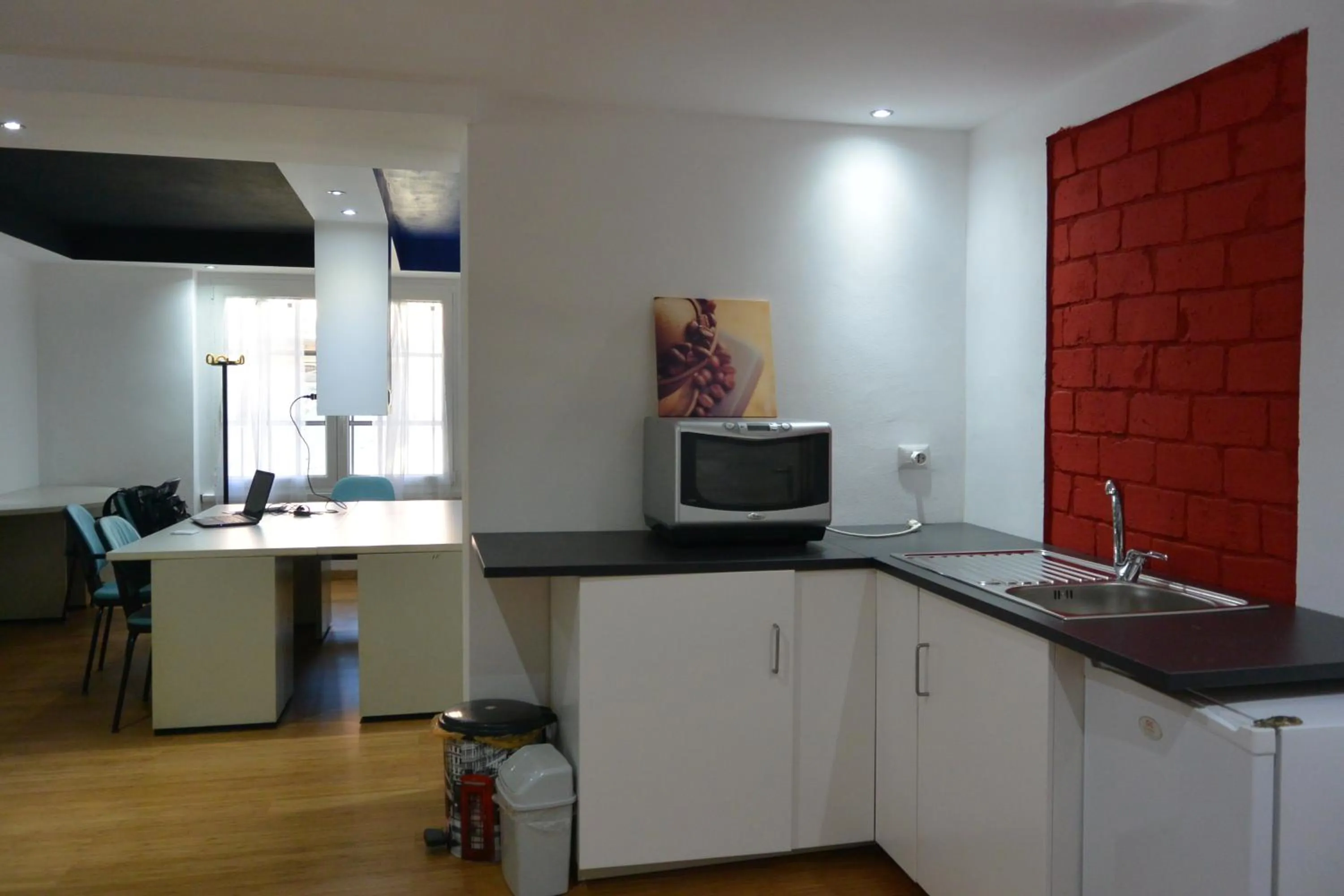 Kitchen or kitchenette in Pavia Ostello