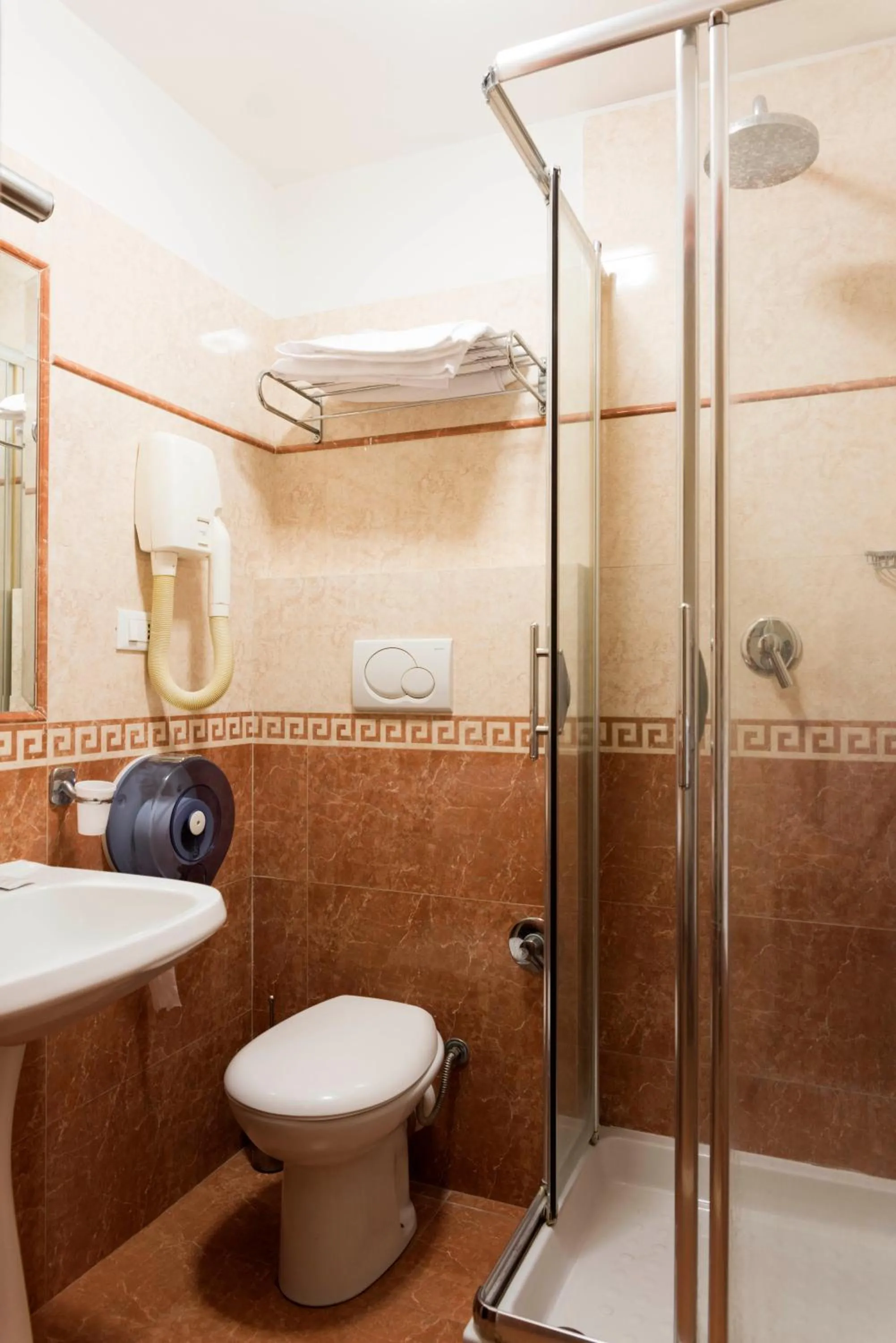 Bathroom in Hotel Stromboli