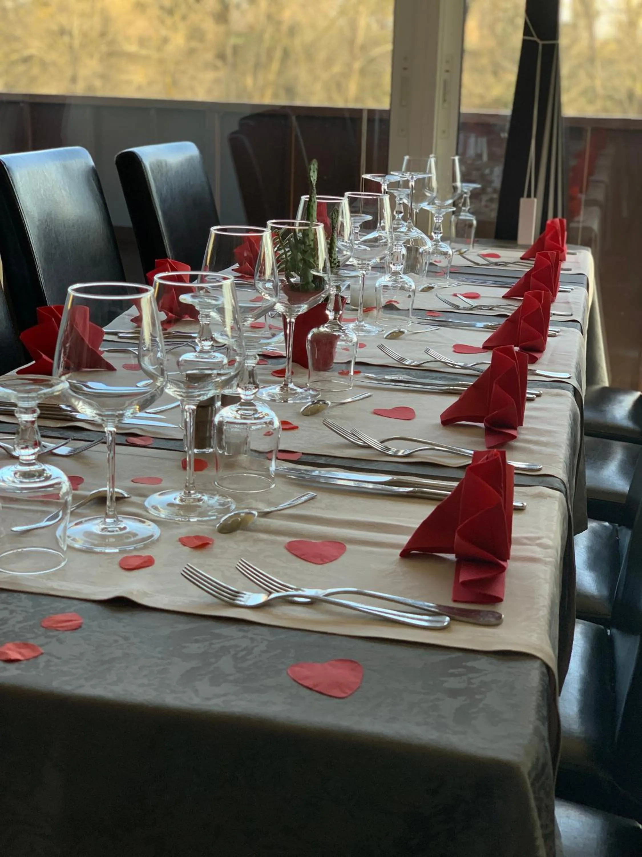 Restaurant/places to eat in Hôtel restaurant Mon Auberge