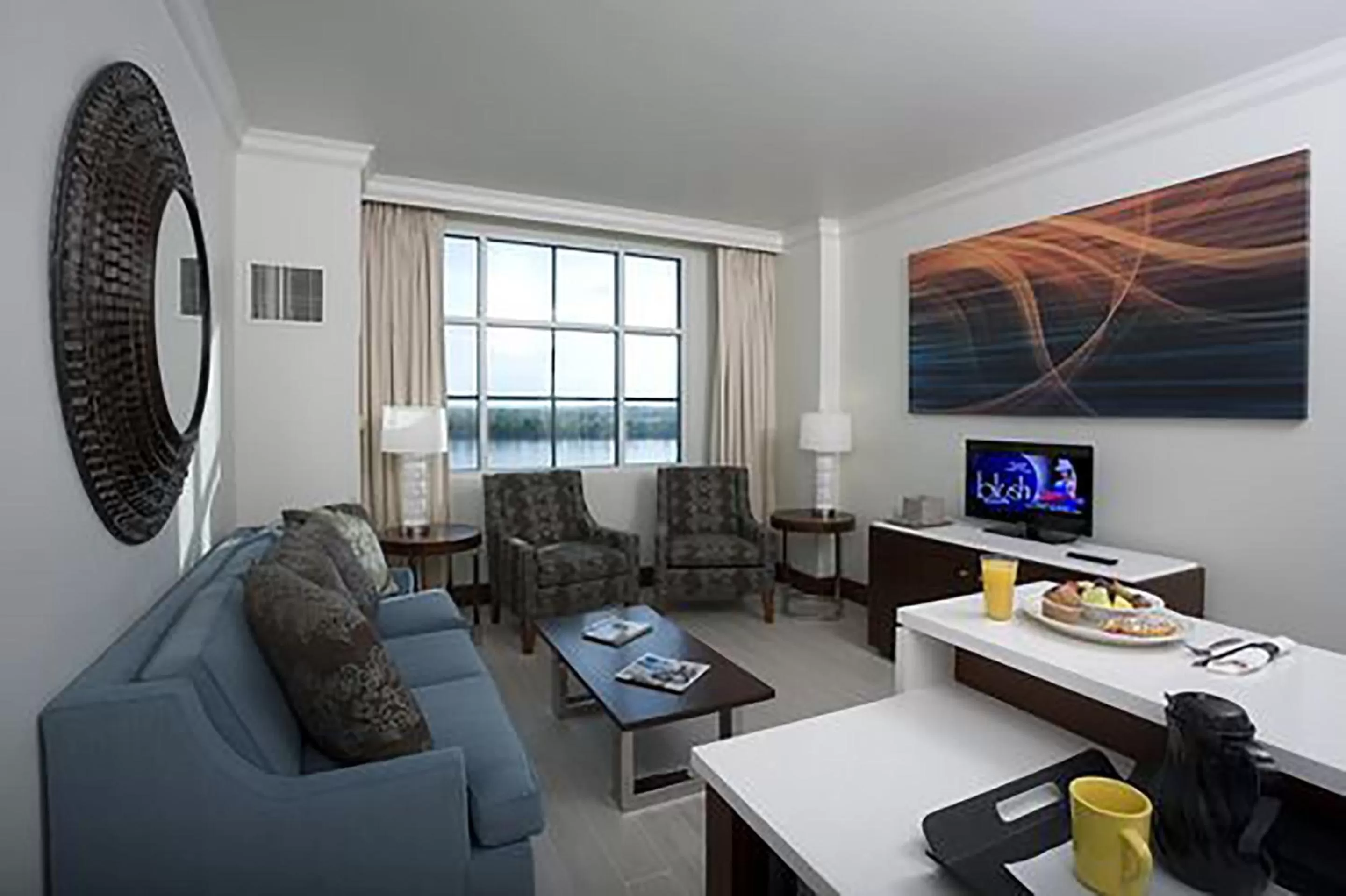 Living room in Bally's Evansville Casino & Hotel