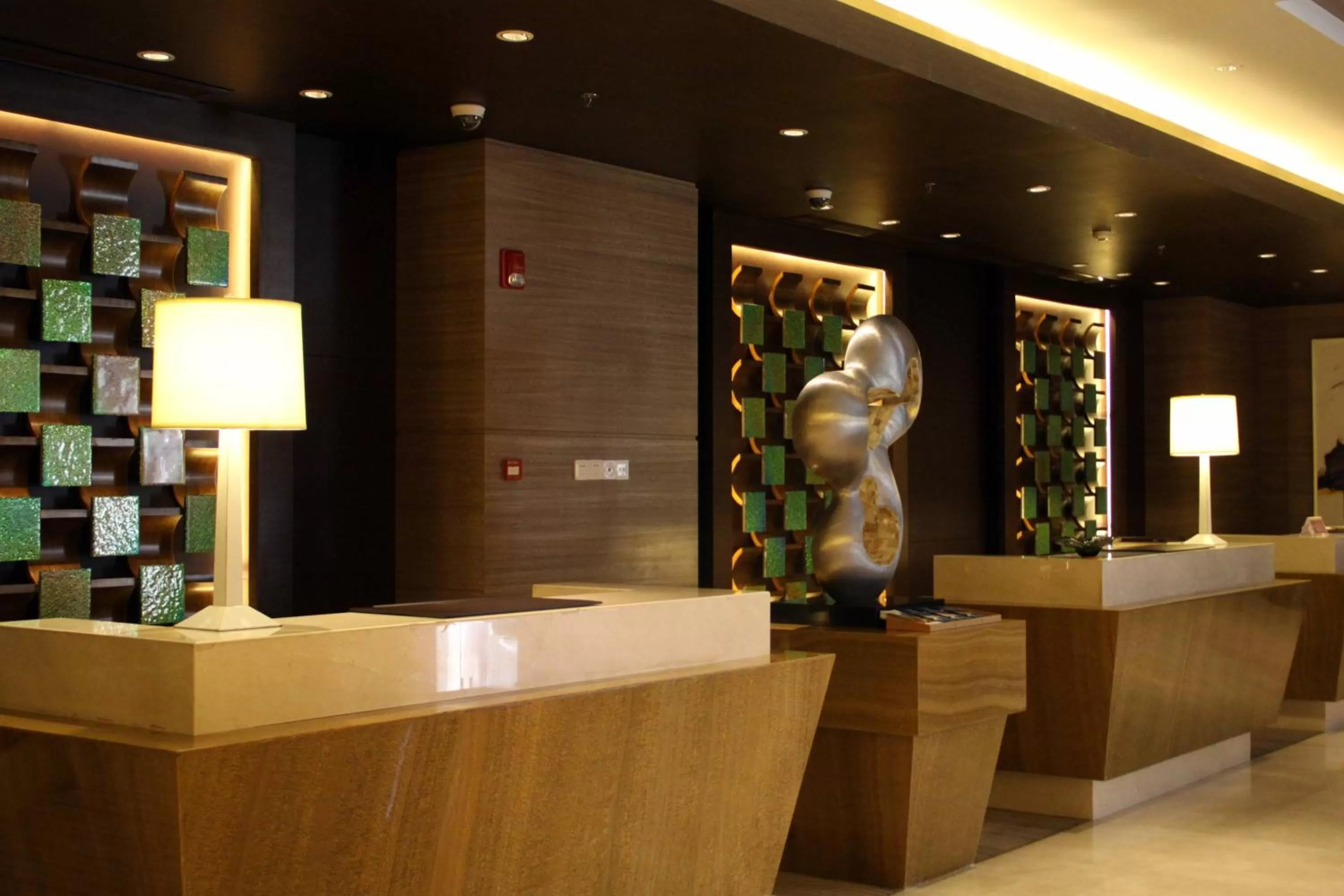 Lobby or reception in Courtyard by Marriott Kunshan