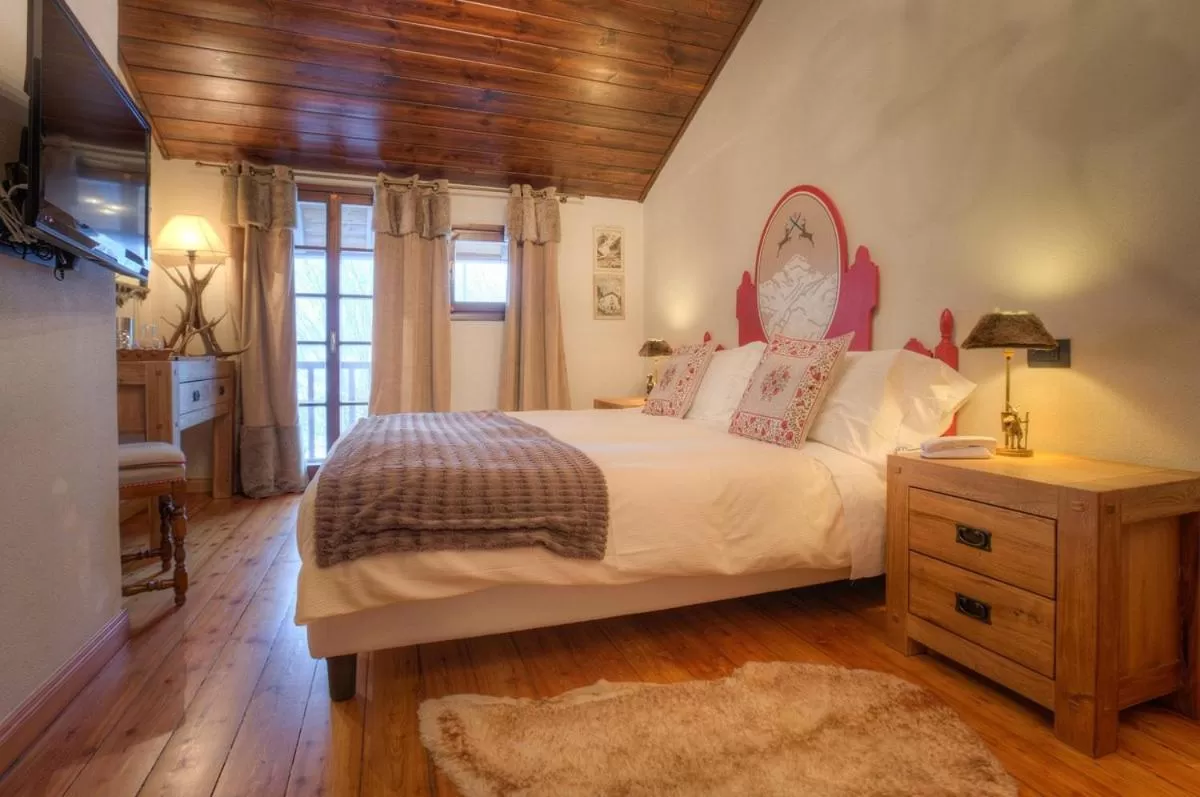 Bedroom, Bed in Locanda La Brenva - Estella Hotel Collection & Experience