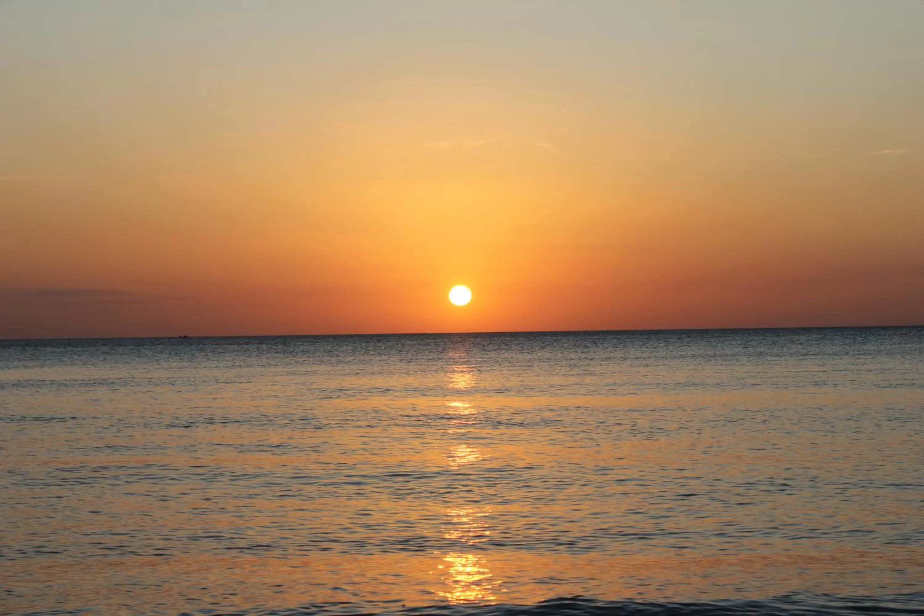 Sunset in Lanta Emerald Bungalow