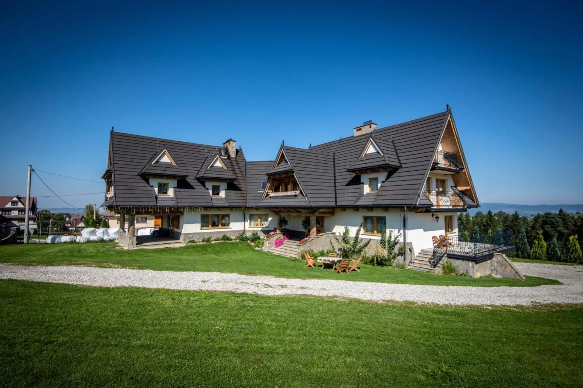Facade/entrance in Podhalanski Dworek z Jacuzzi