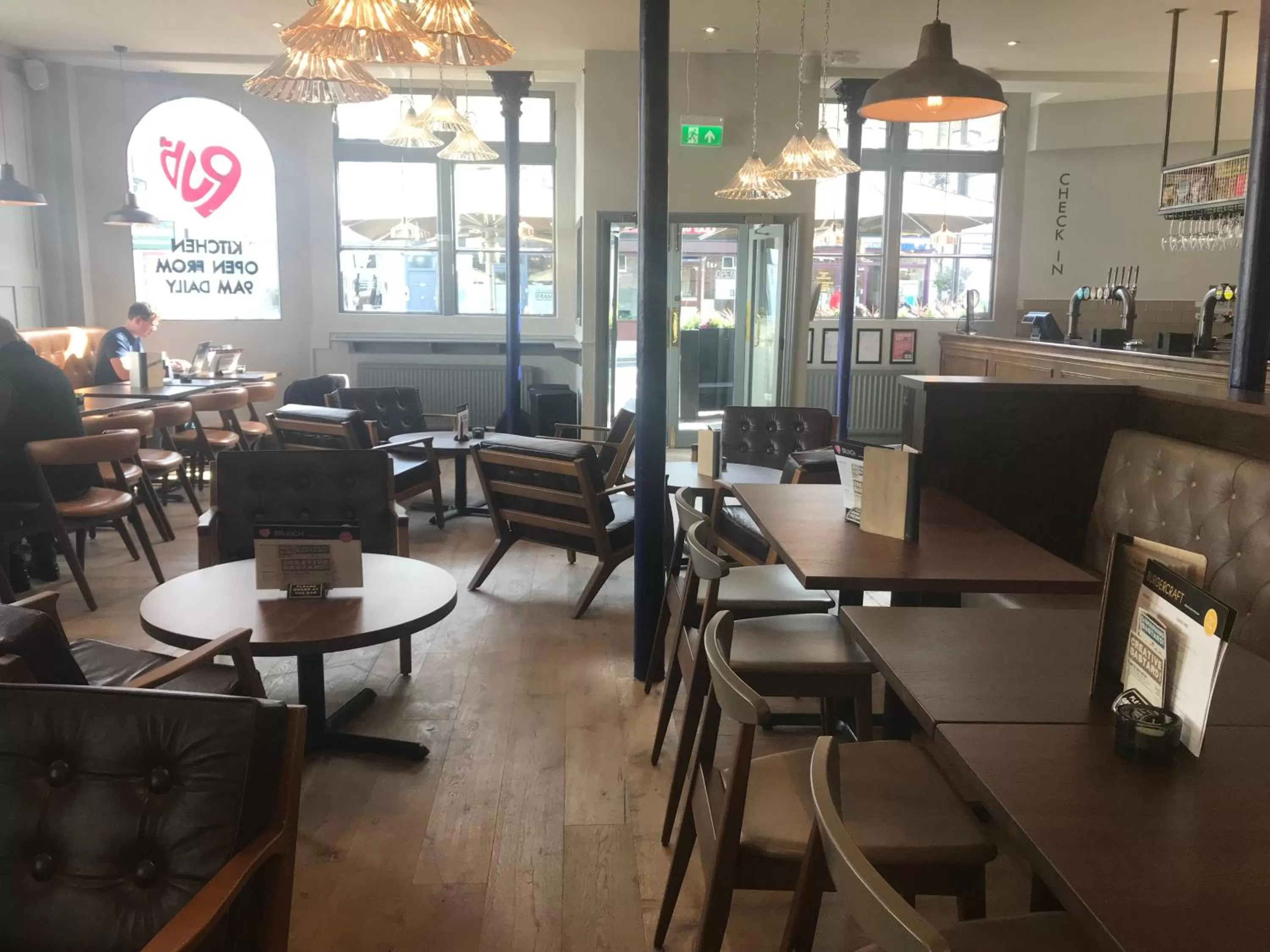 Lounge or bar in PubLove @ The Crown, Battersea