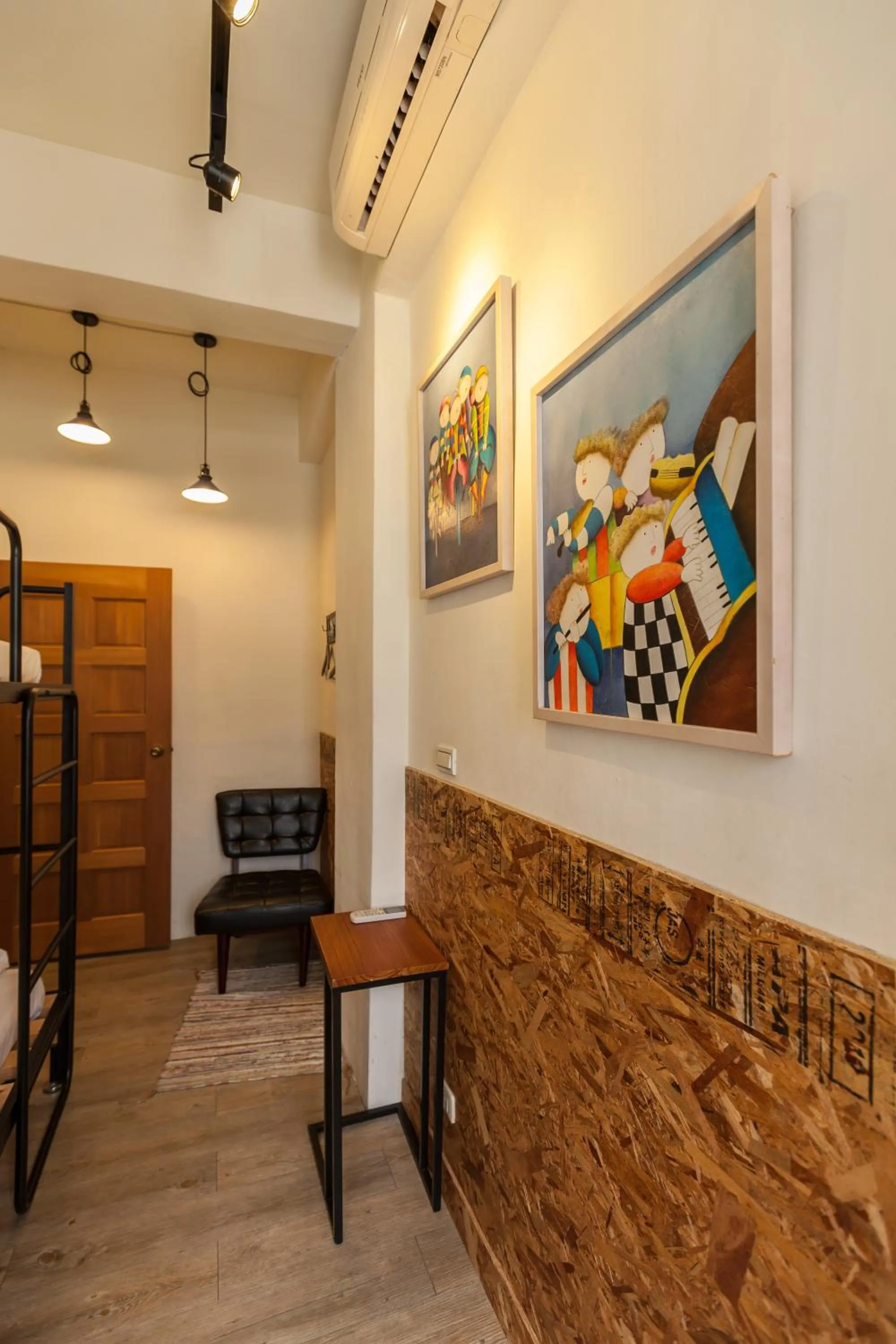 Sleeping Boot Hostel