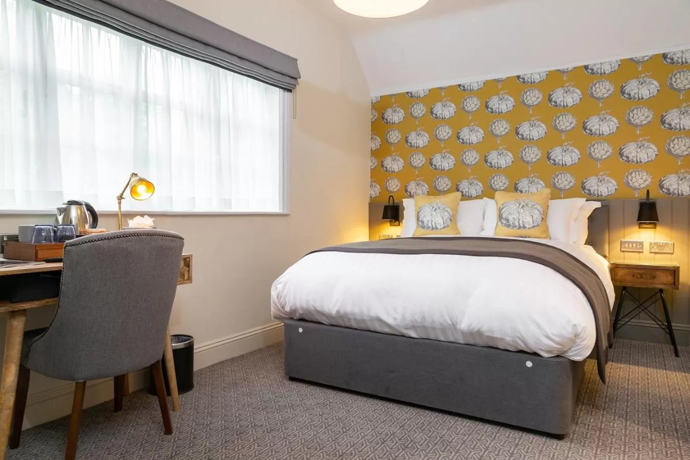 Bed in The Old Cock Inn