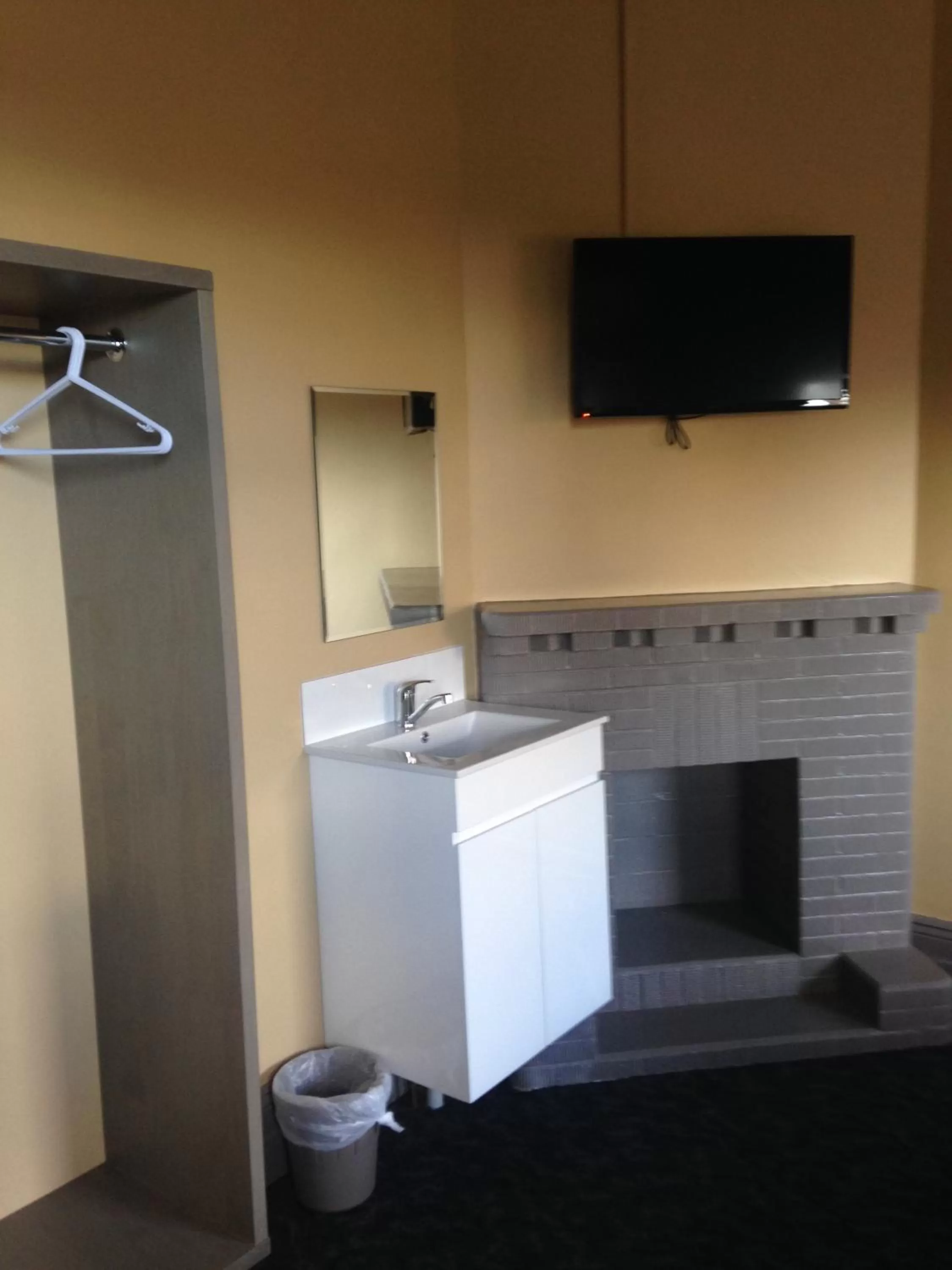 Bedroom in Hotel Cessnock