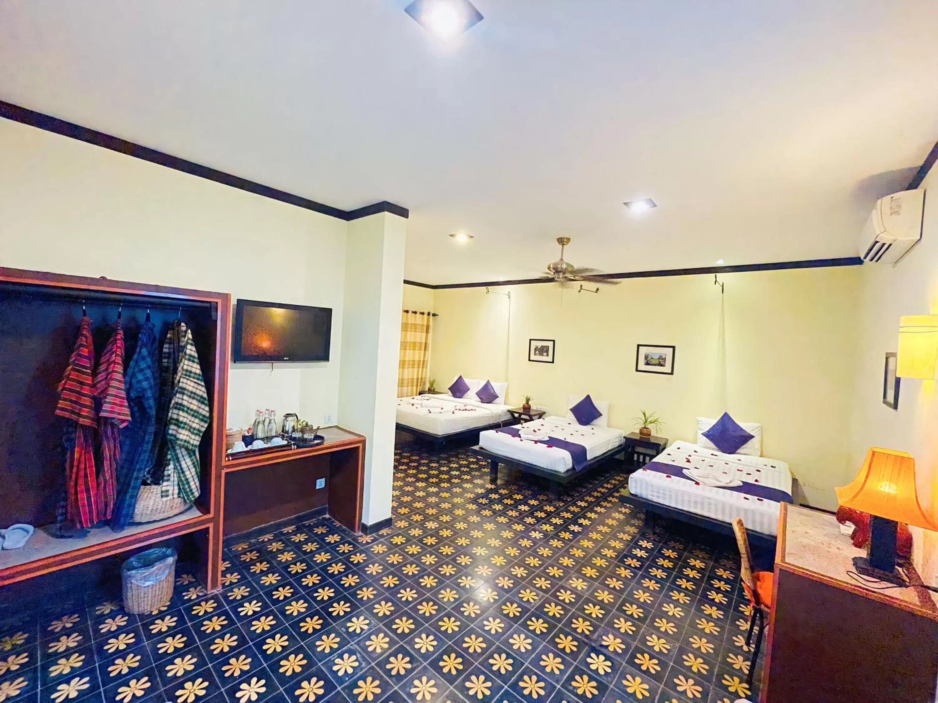 Bedroom, TV/Entertainment Center in Residence Indochine Suite