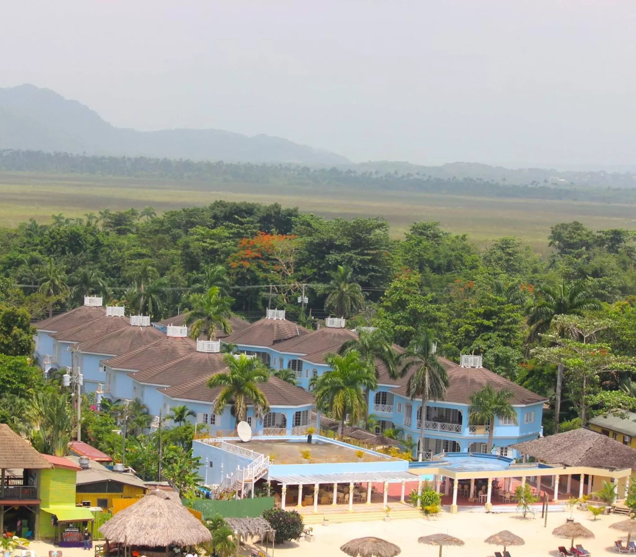 Day in Beachcomber Club Resort