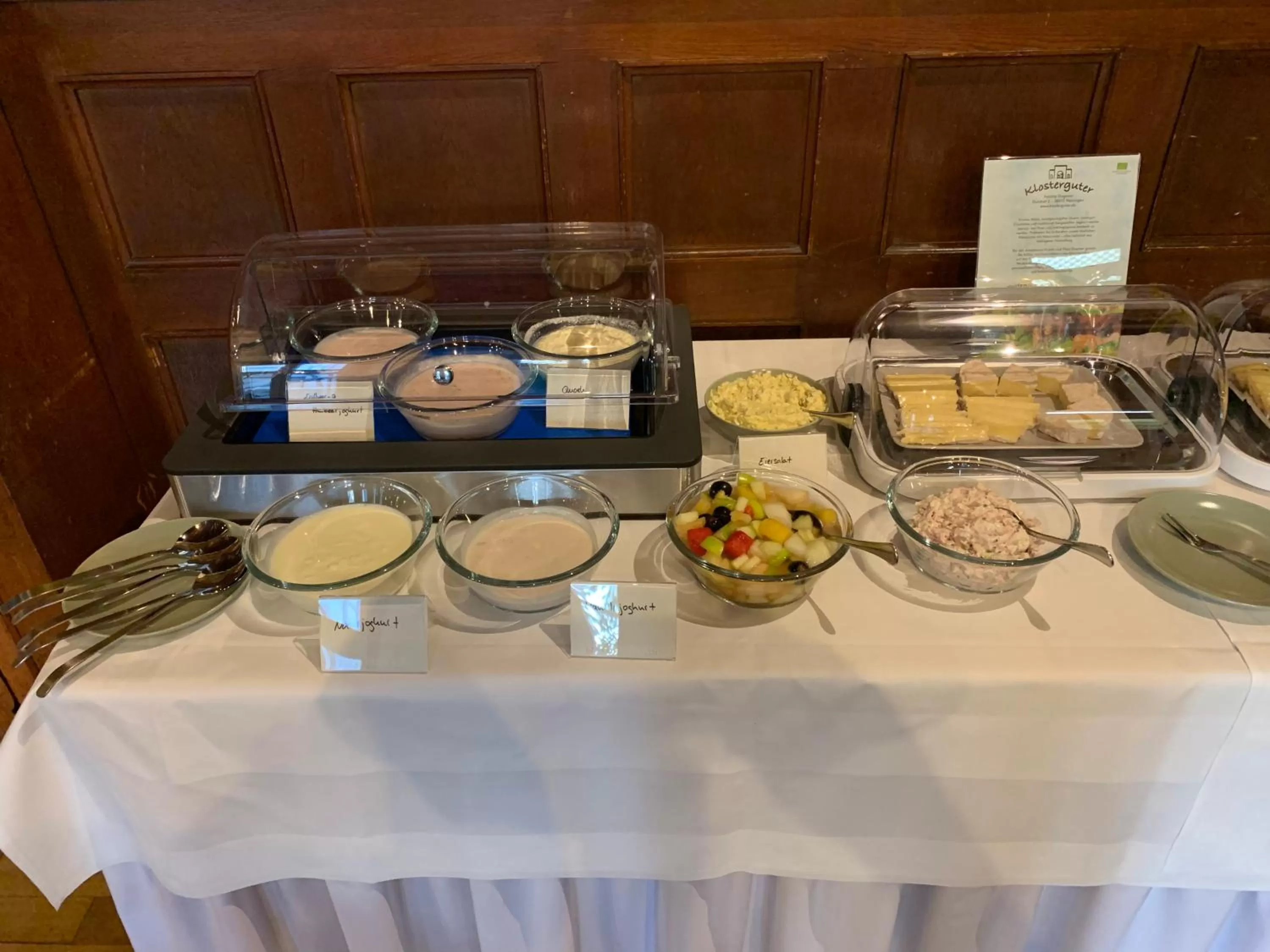 Buffet breakfast in Hotel Goldene Krone