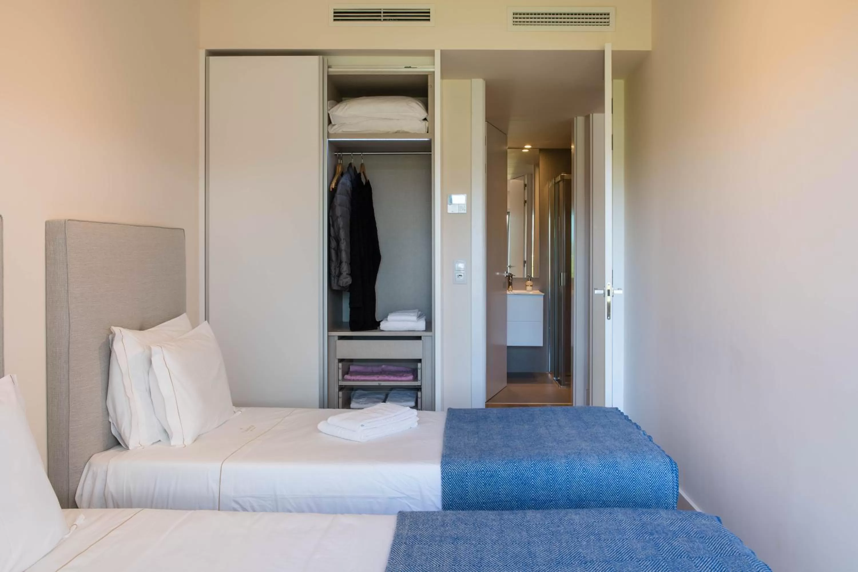 Photo of the whole room, Bed in Praia do Sal Resort