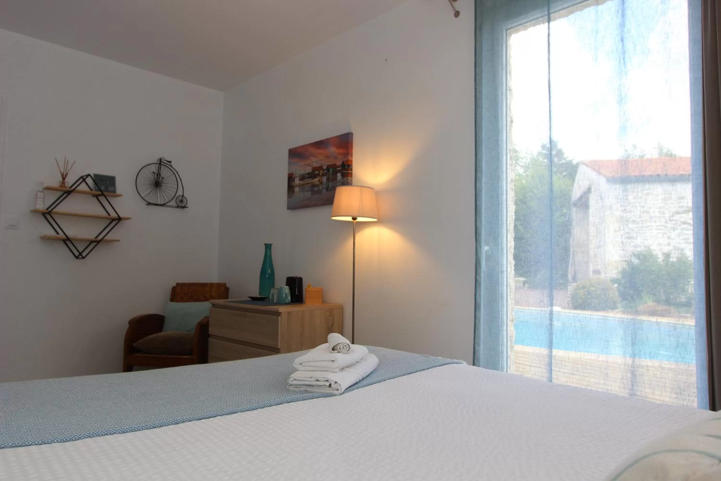 Photo of the whole room, Bed in La Charentine