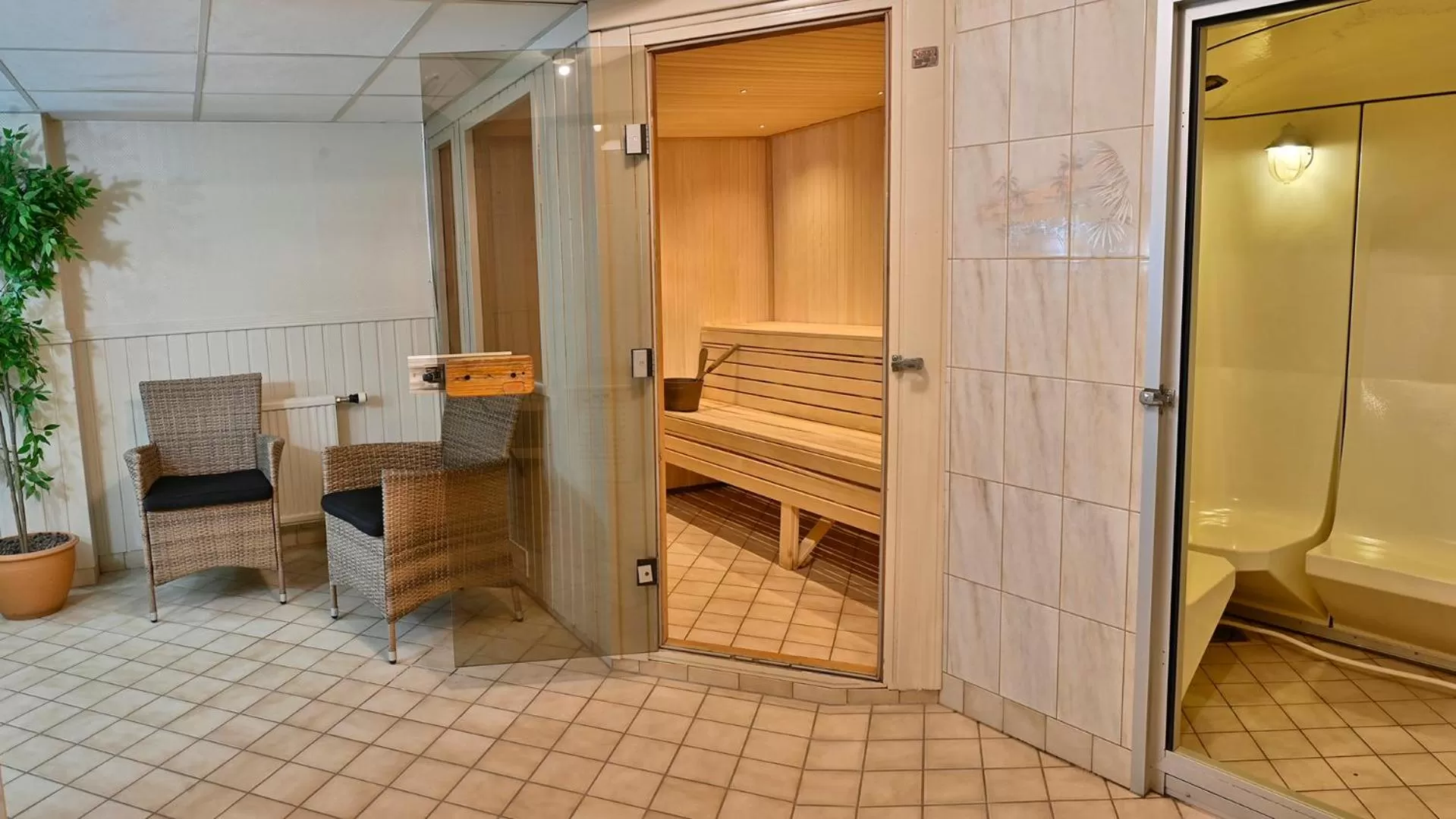 Sauna in Hotel Amadeus by First