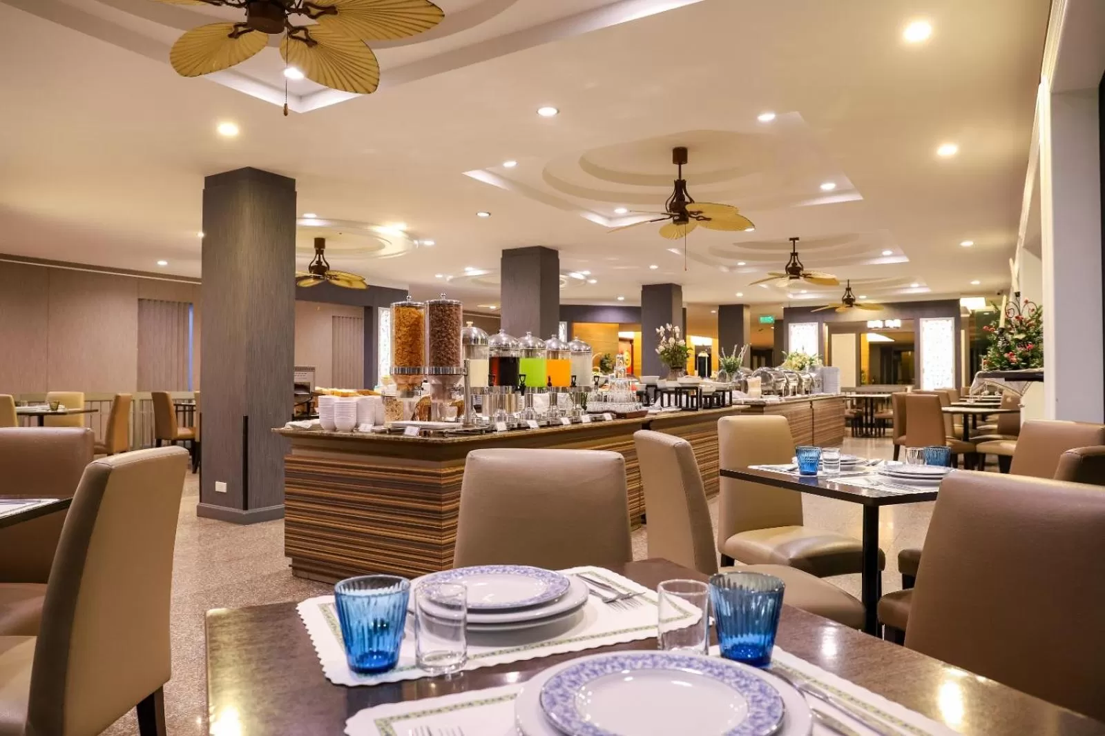 Buffet breakfast in Golden Sea Pattaya - SHA Extra Plus