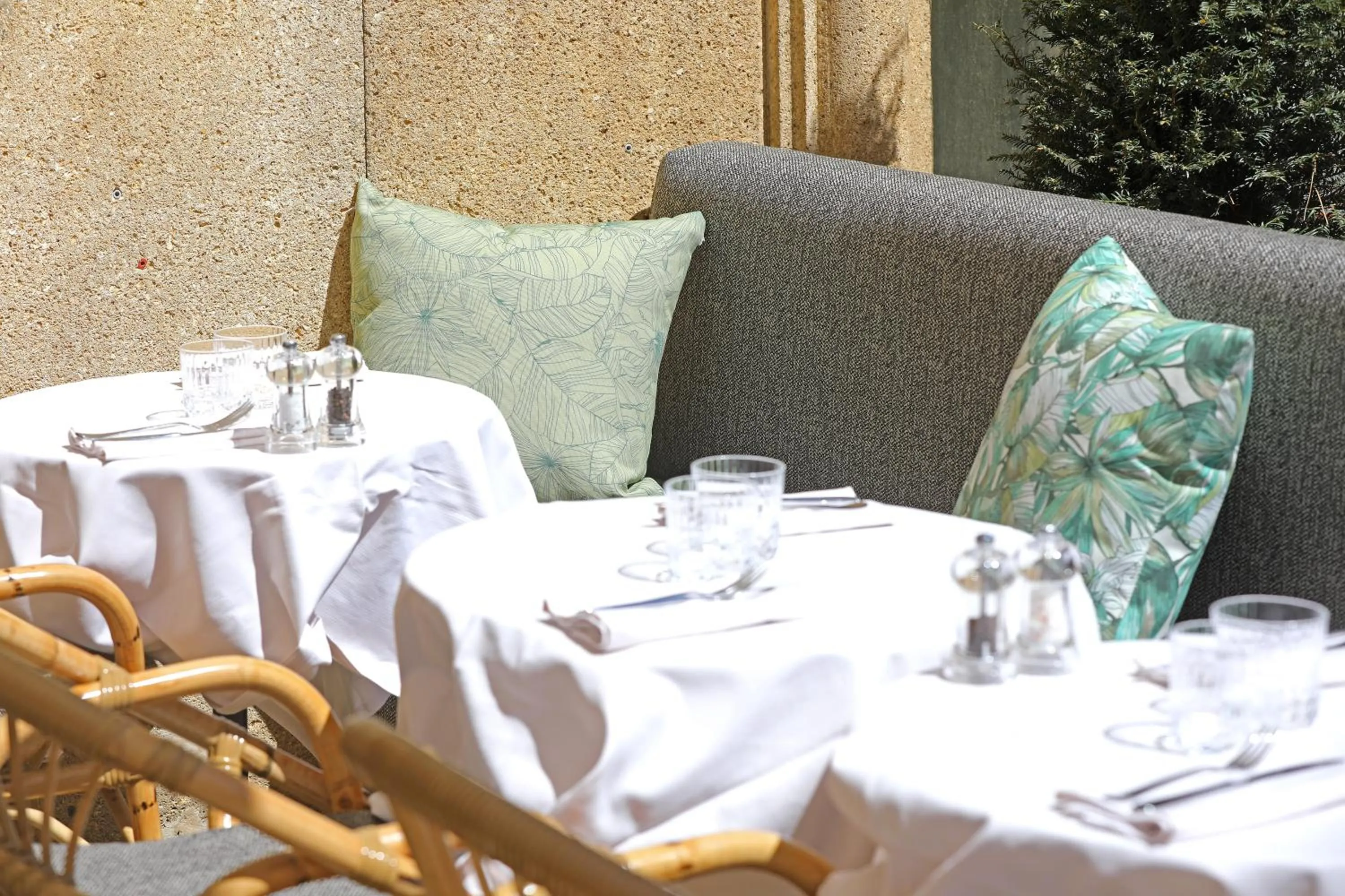 Restaurant/places to eat in Negrecoste Hôtel & Spa