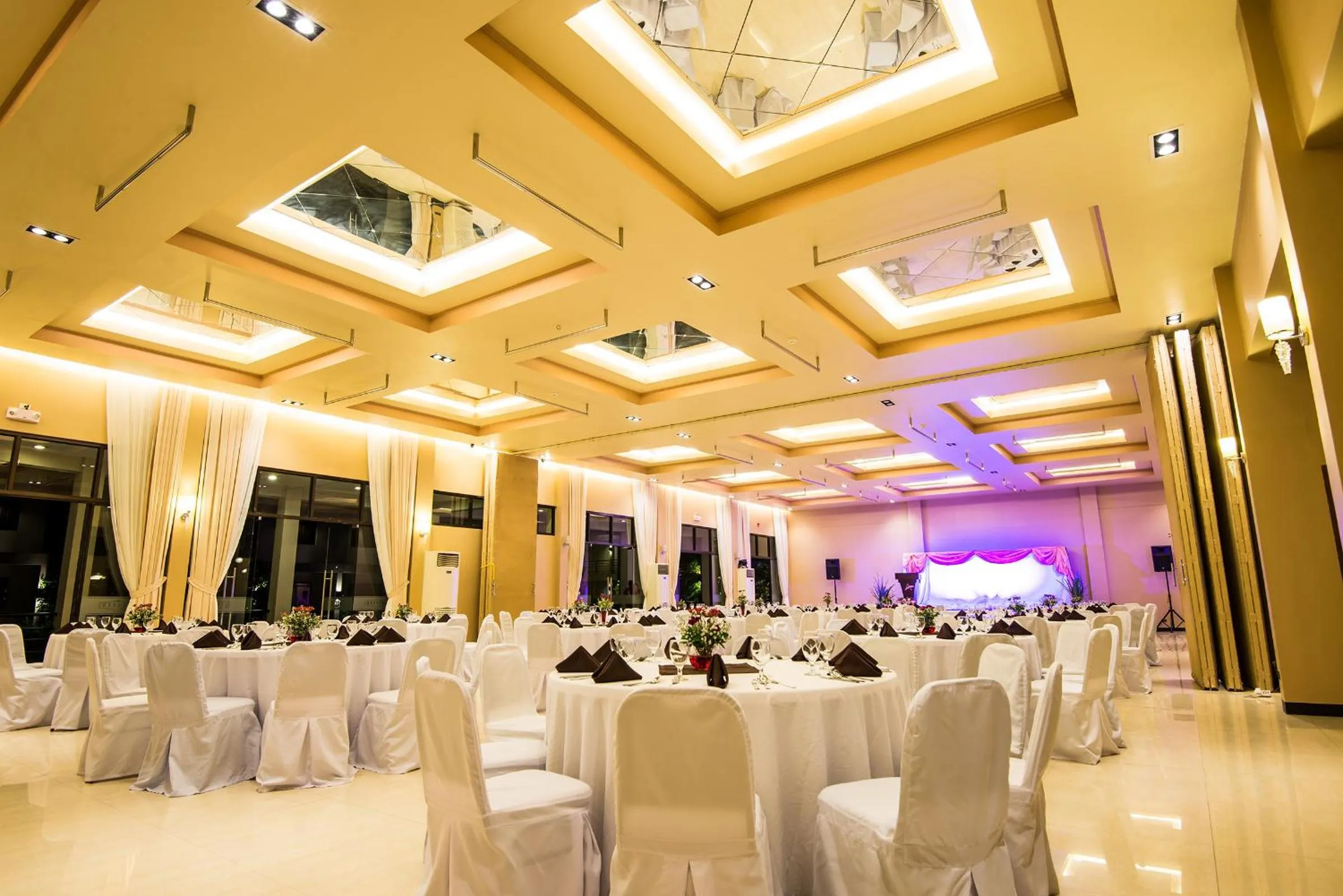 Banquet/Function facilities in Ariana Hotel