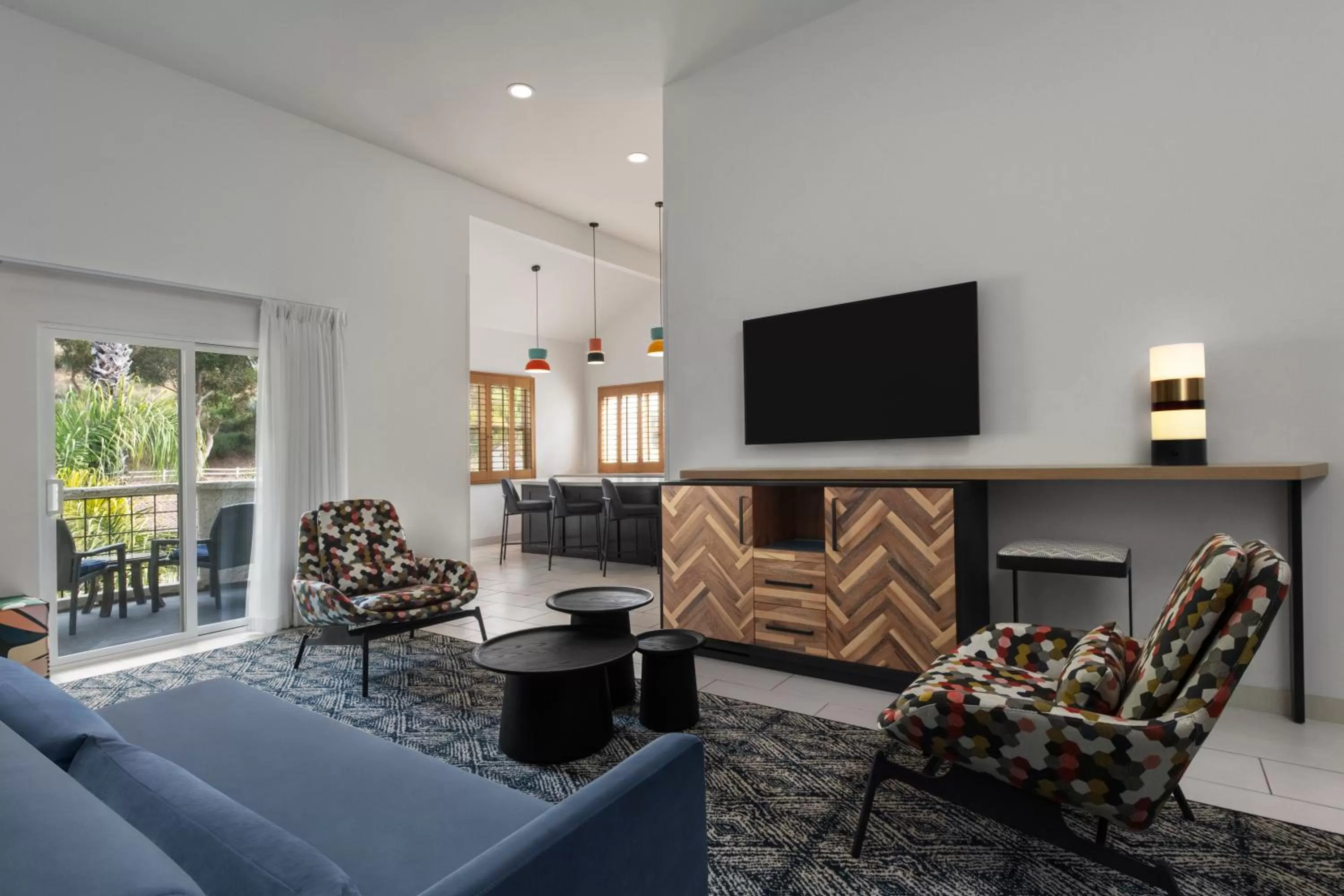 Living room in Catalina Canyon Inn