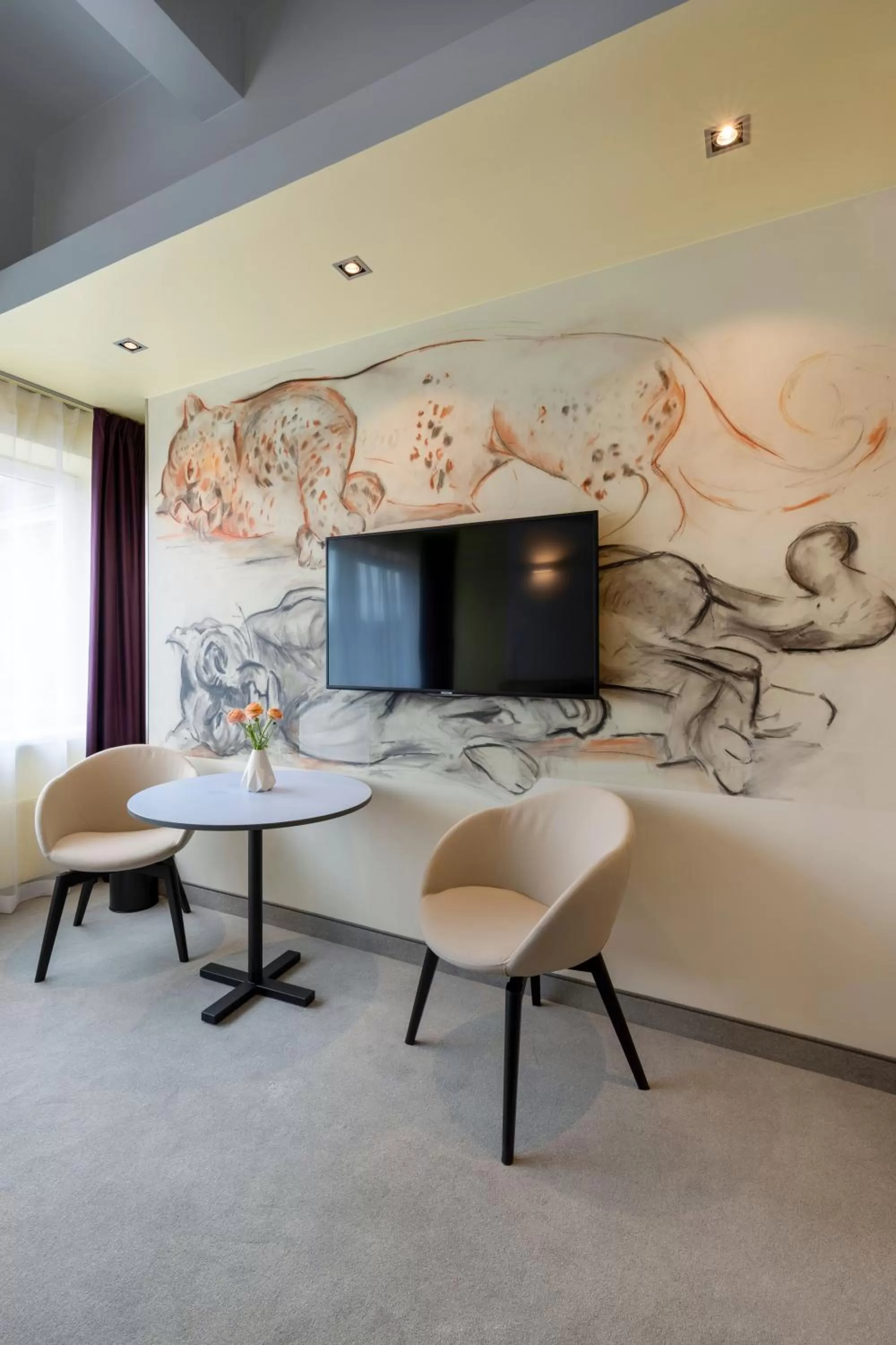 TV and multimedia in Art Hotel Pallas by Tartuhotels