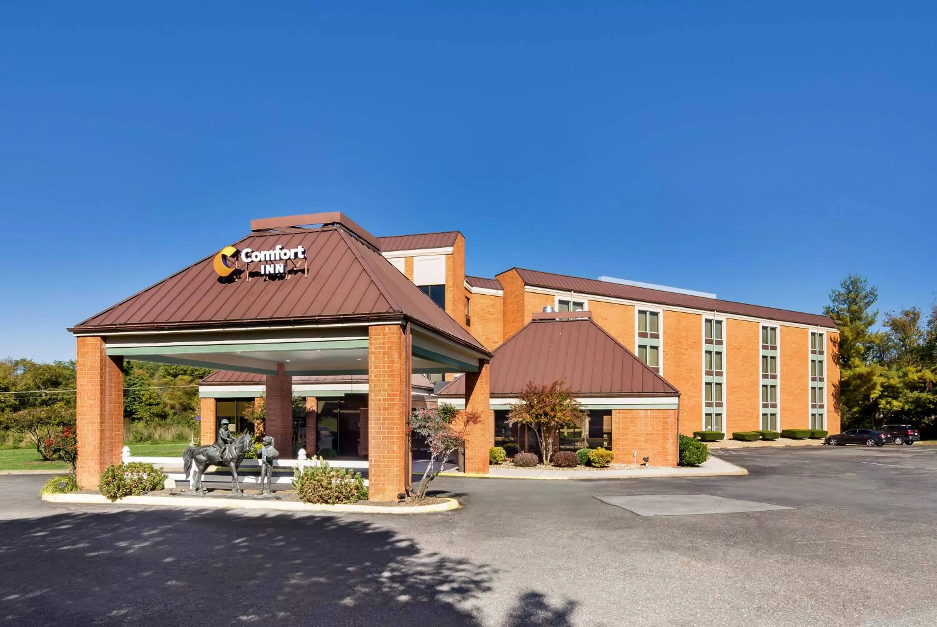 Property building in Comfort Inn Lexington Virginia Horse Center