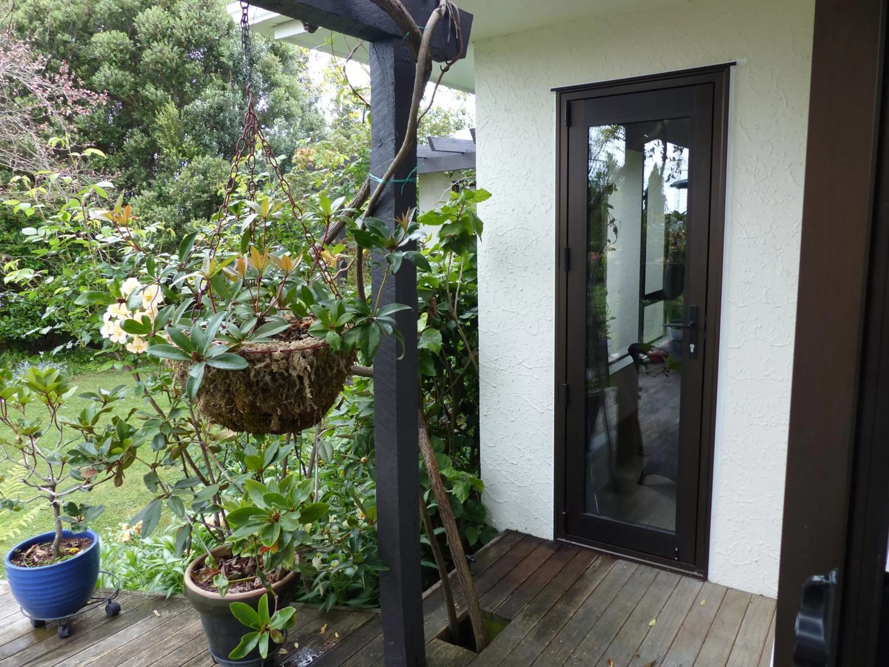 Facade/entrance in Ashcroft Gardens Bed & Breakfast