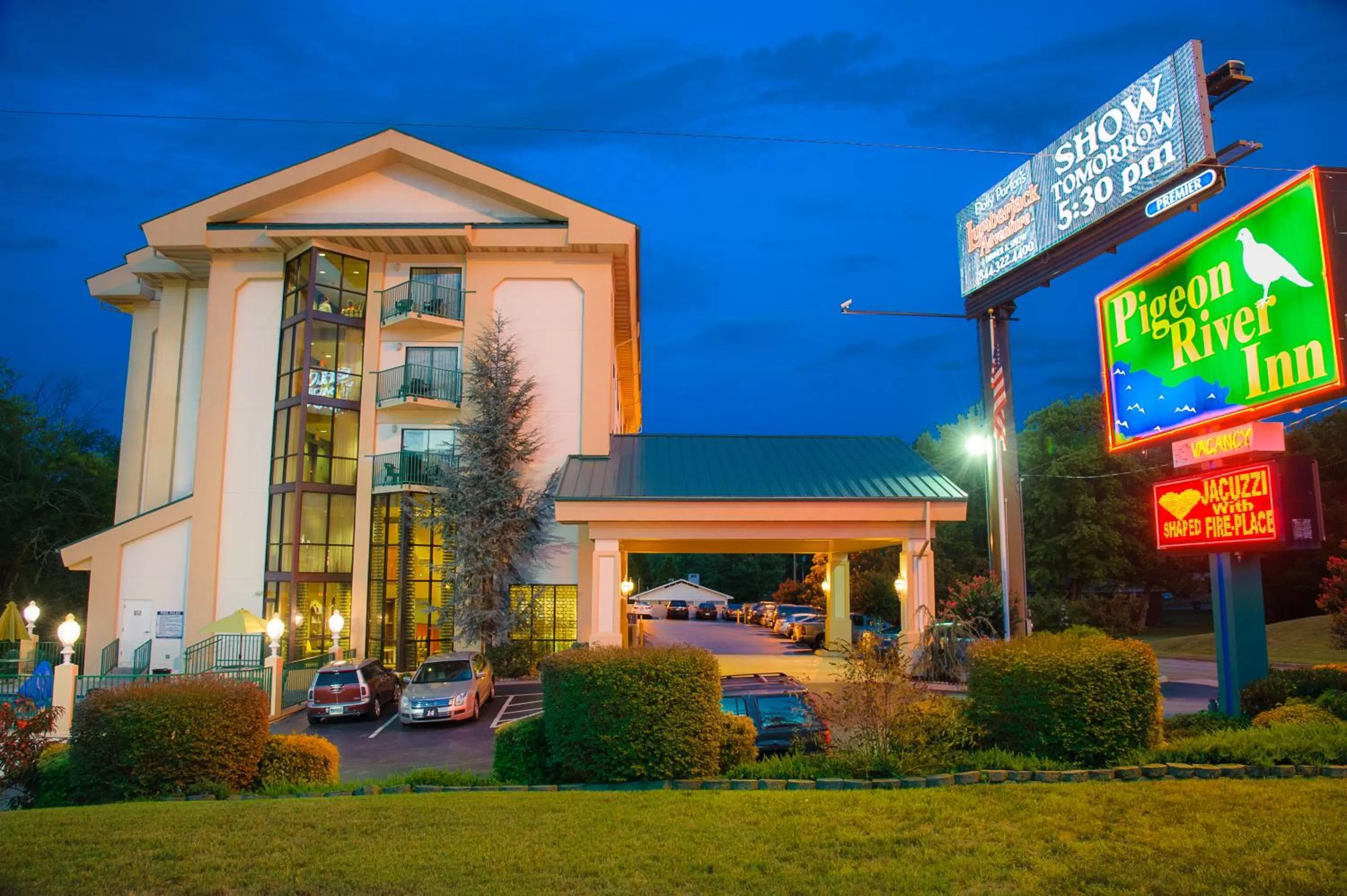 Property building in Pigeon River Inn