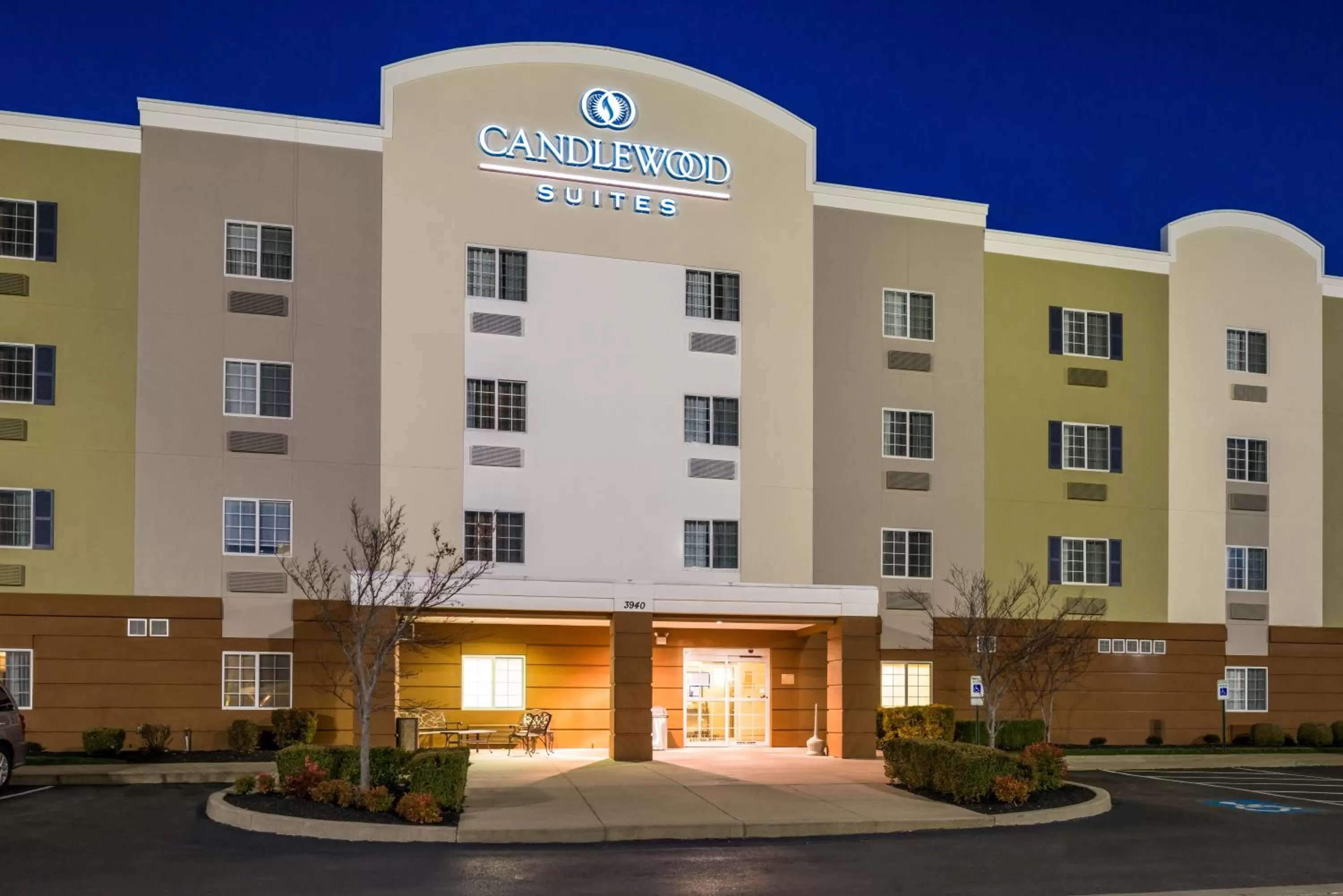 Property building in Candlewood Suites Paducah by IHG