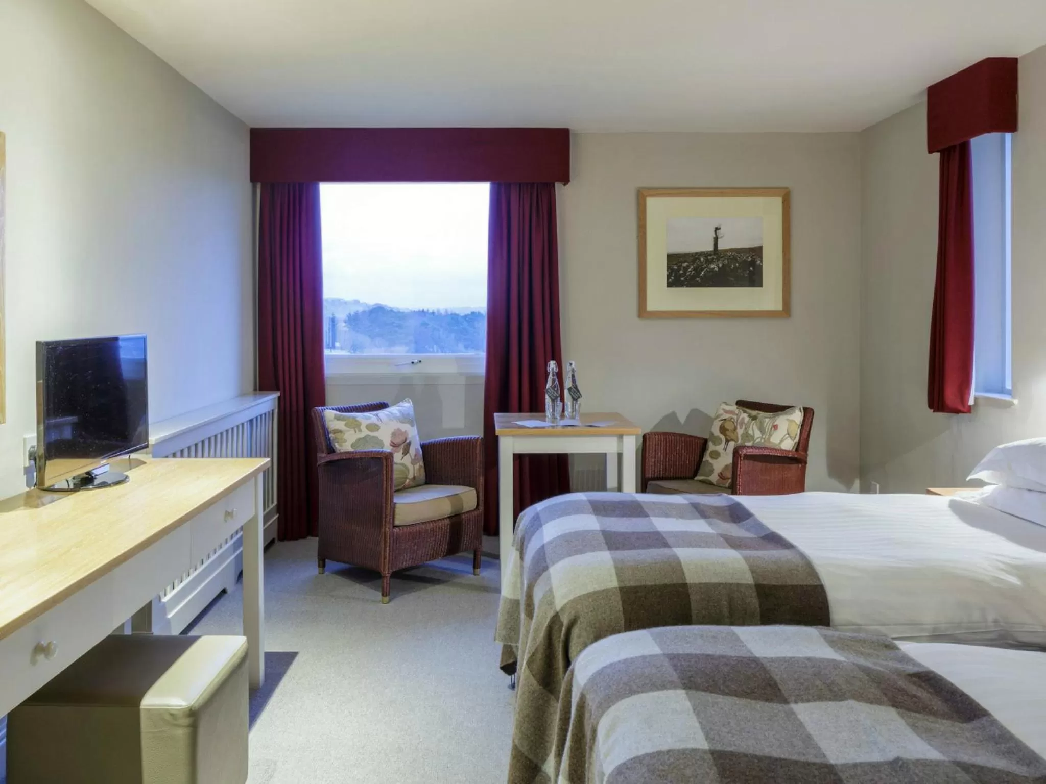 Bedroom, Bed in Westmorland Hotel Tebay
